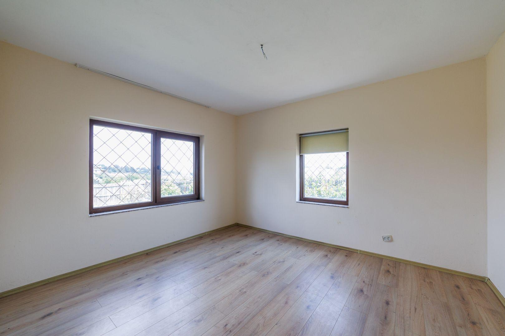 Casa P+M cu 4 camere si teren de 705 mp | Pitesti – Strada Zborului - 13