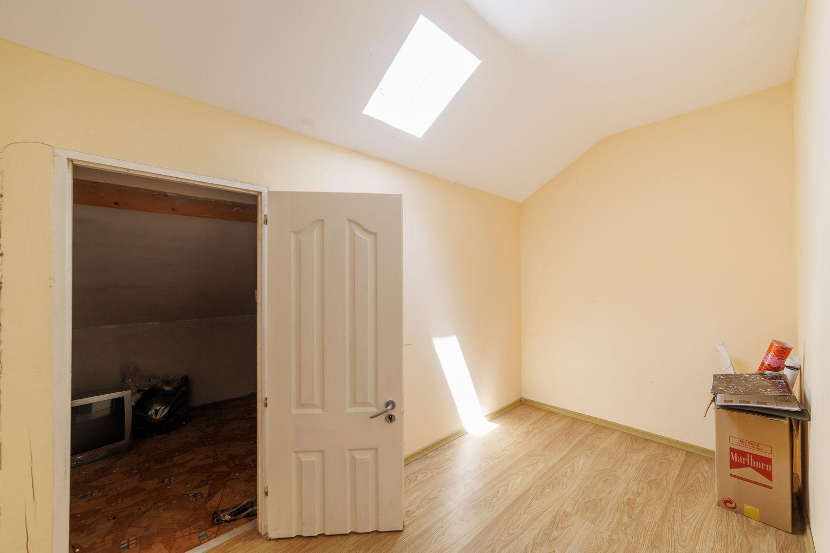 Casa P+M cu 4 camere si teren de 705 mp | Pitesti – Strada Zborului - 16