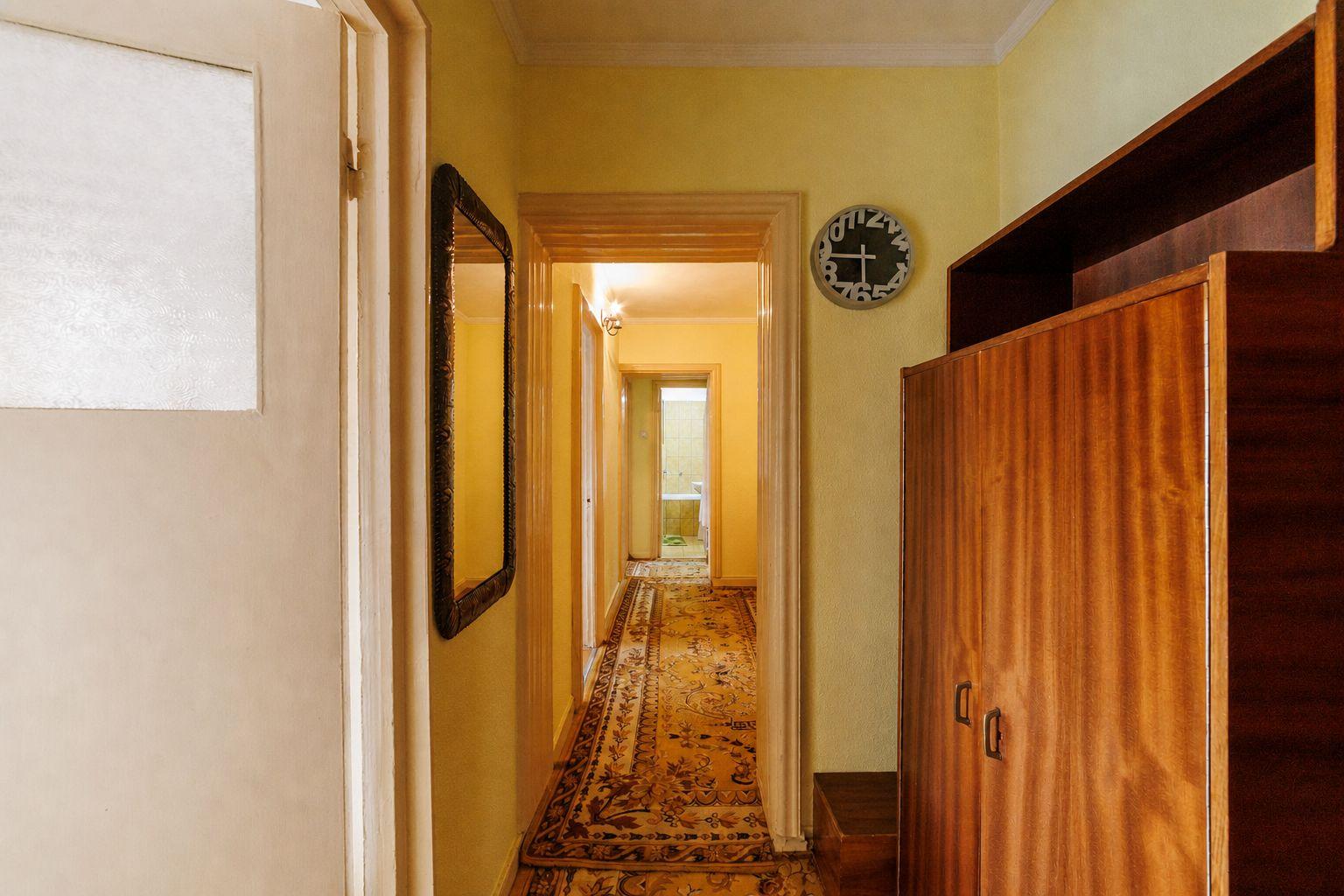 Apartament luminos cu 3 camere și balcon – Exercițiu - 17