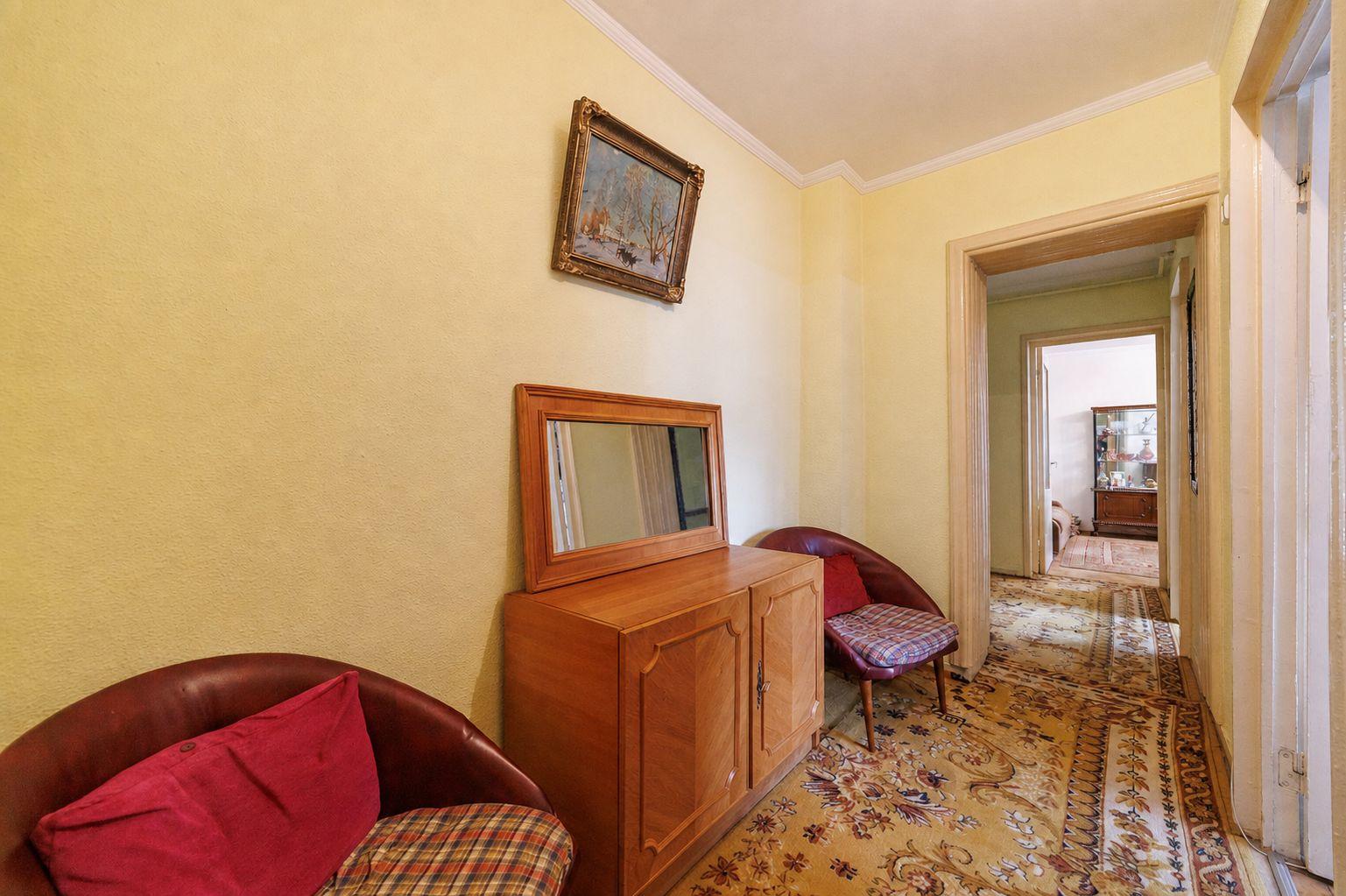 Apartament luminos cu 3 camere și balcon – Exercițiu - 16
