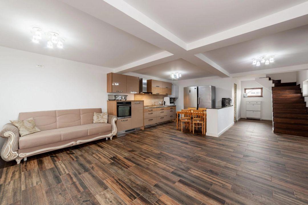 Casa moderna in Bradu - 3 camere,sauna proprie,mobilata , - 3