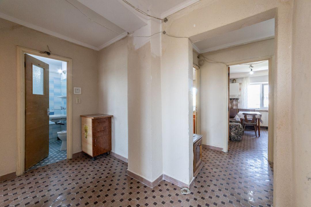 Apartament 3 camere, 89 mp total + garaj separat - 12