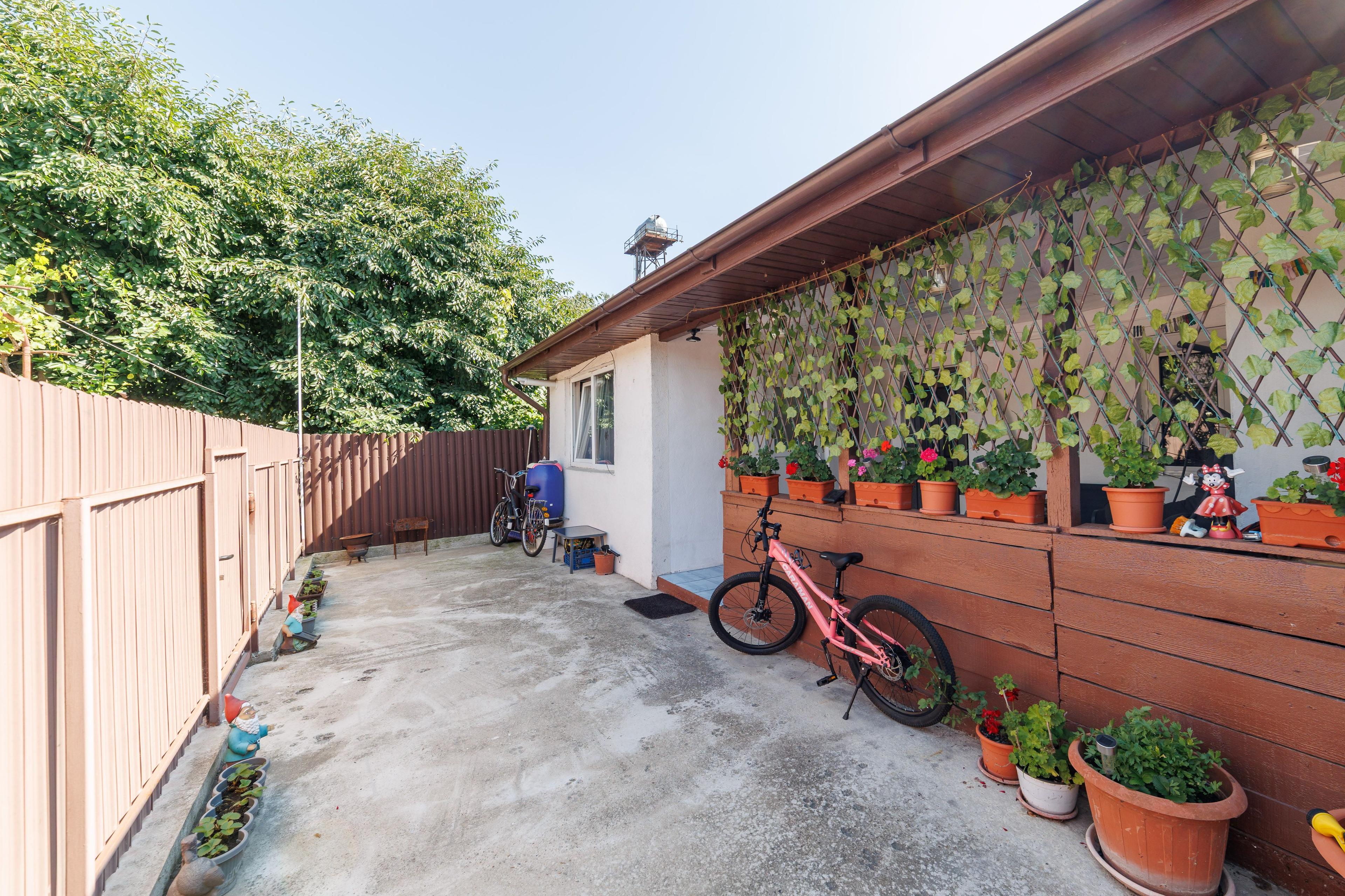 Casa la pret de garsoniera | Zona Lunca Argesului – Scenic, Pitesti - 1