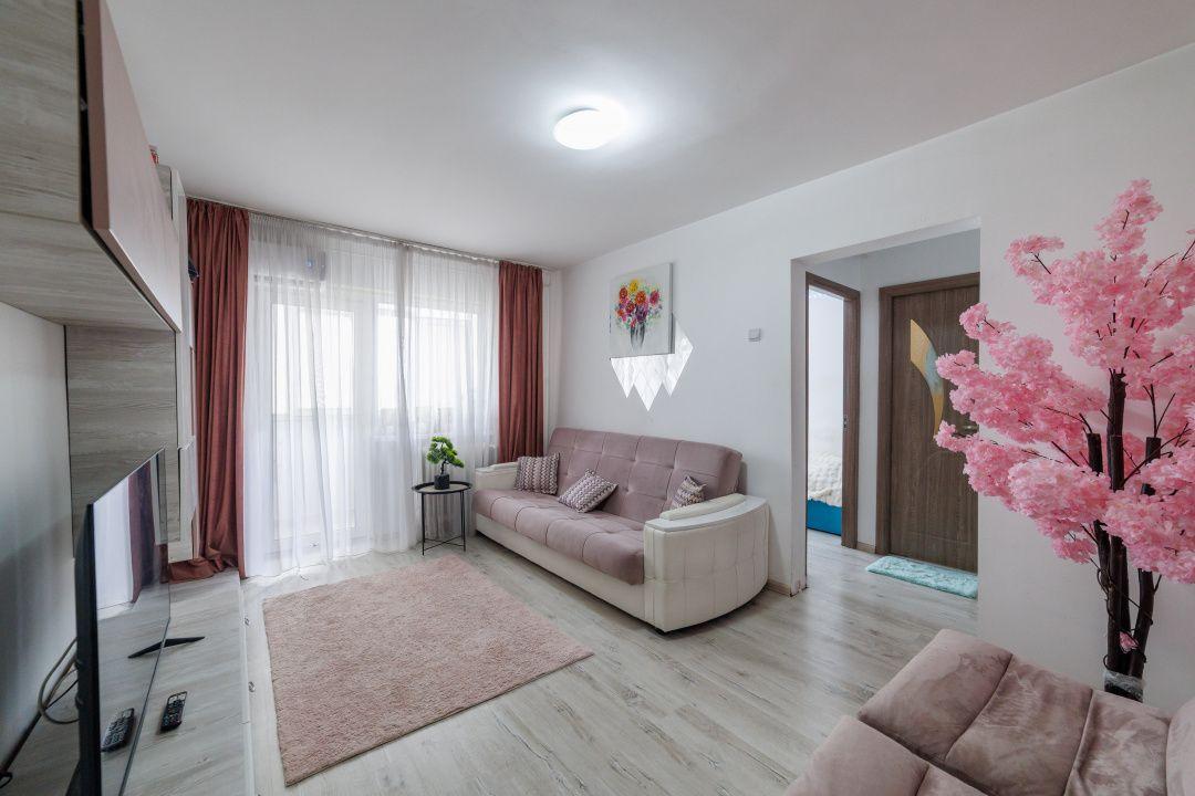 Apartament 2 camere semidecomandate, gata de mutat, Trivale - 1