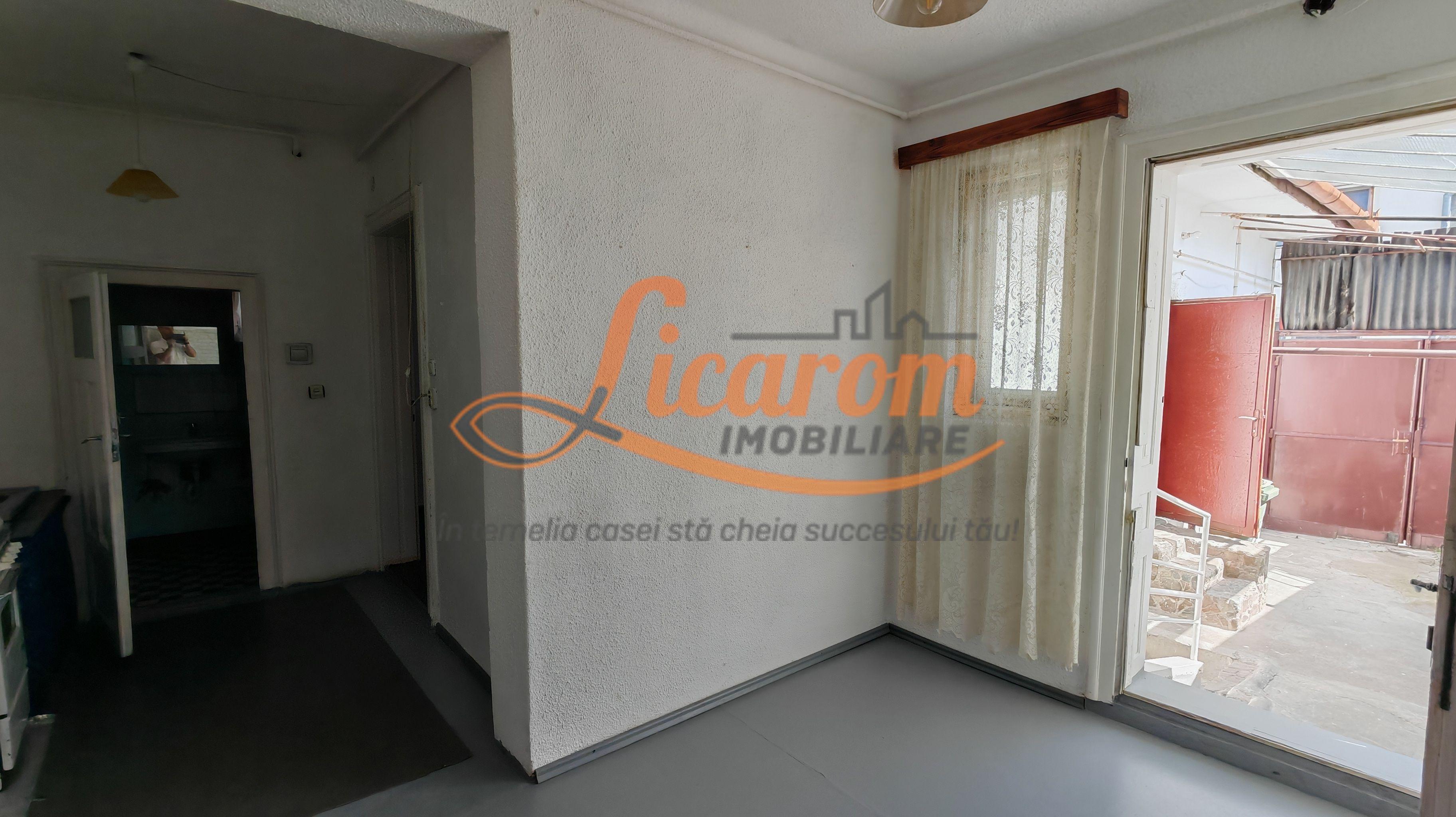 Blumana Proprietate singur in curte,2 corpuri de casa, fara amenajari - 15
