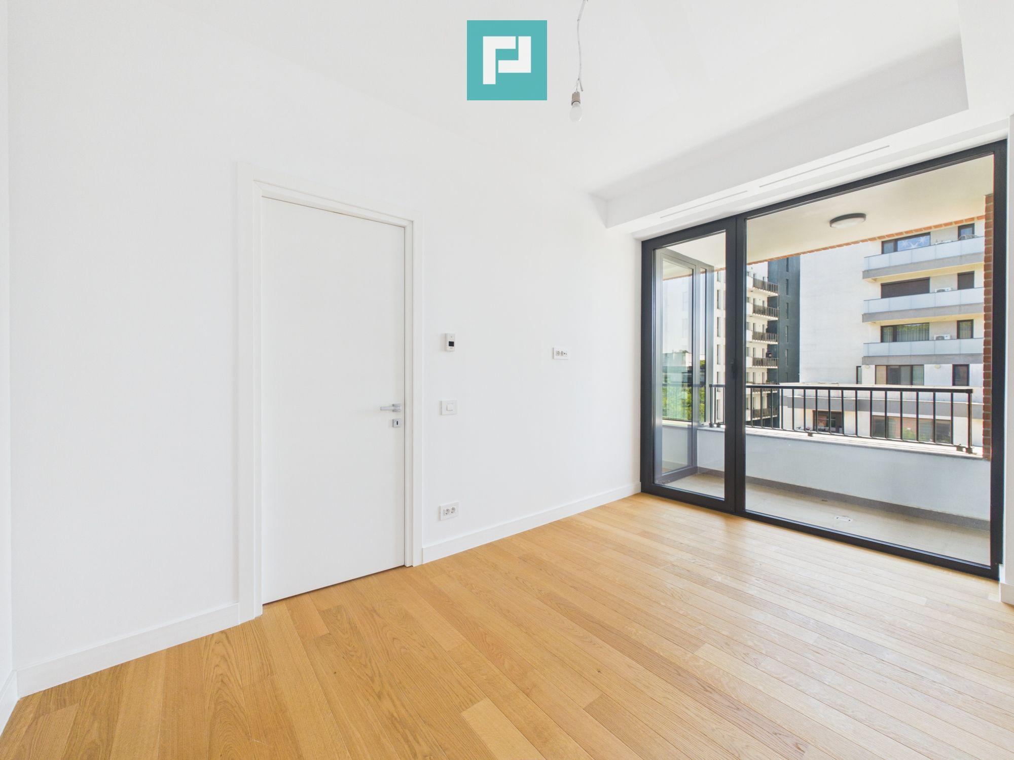 Studio Premium | Bloc Boutique | Iancu Nicolae - 6