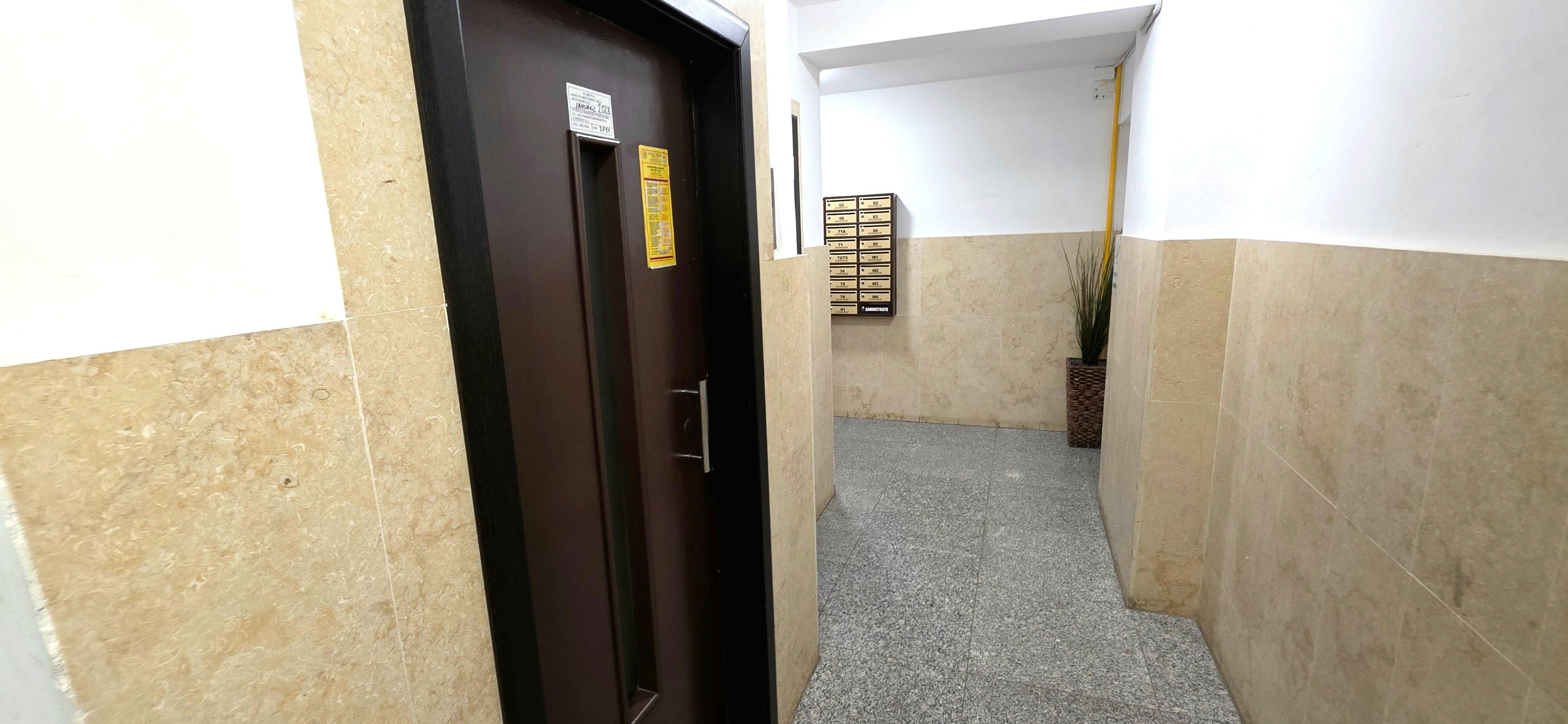 Apartament 2 camere de vânzare în zona Universitate ideal investitie - 19