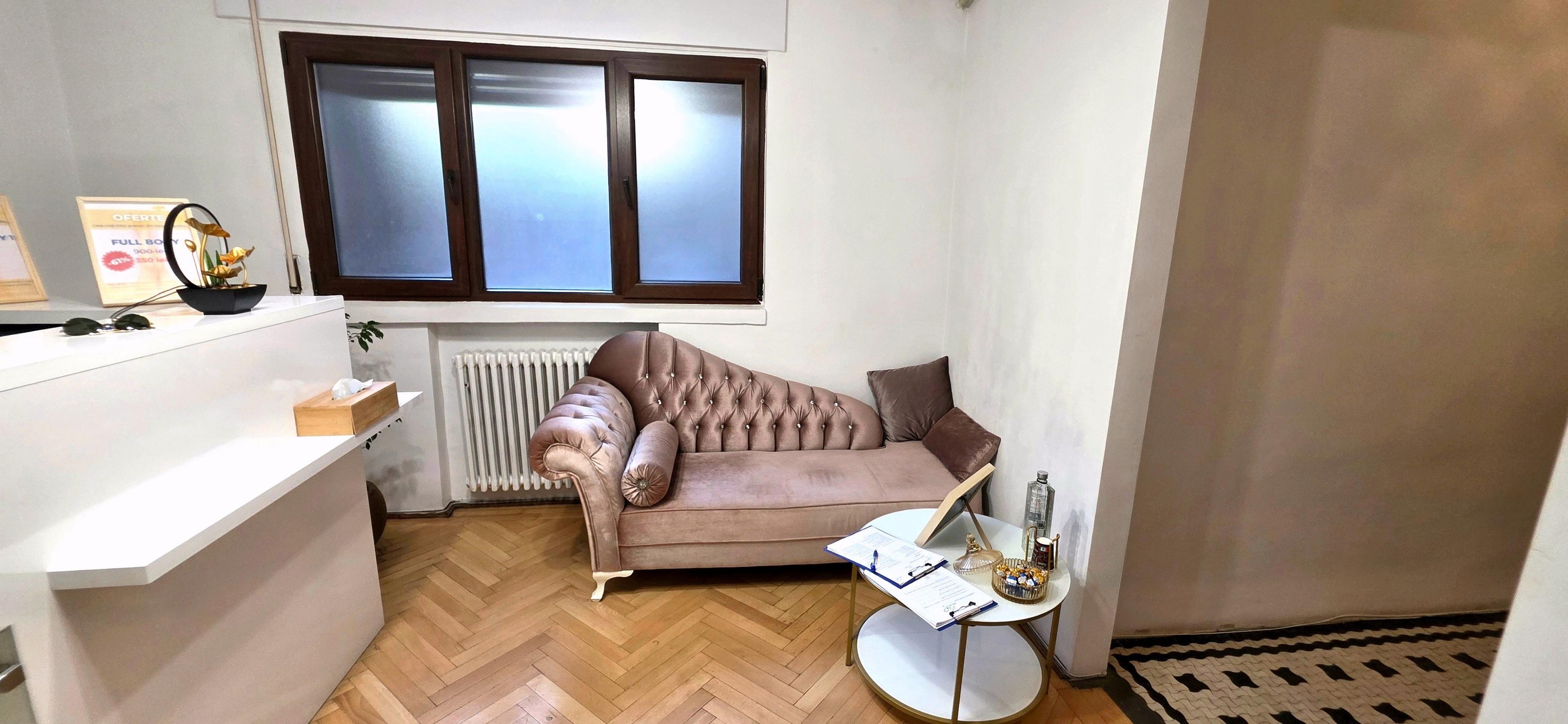 Apartament 2 camere de vânzare în zona Universitate ideal investitie - 1