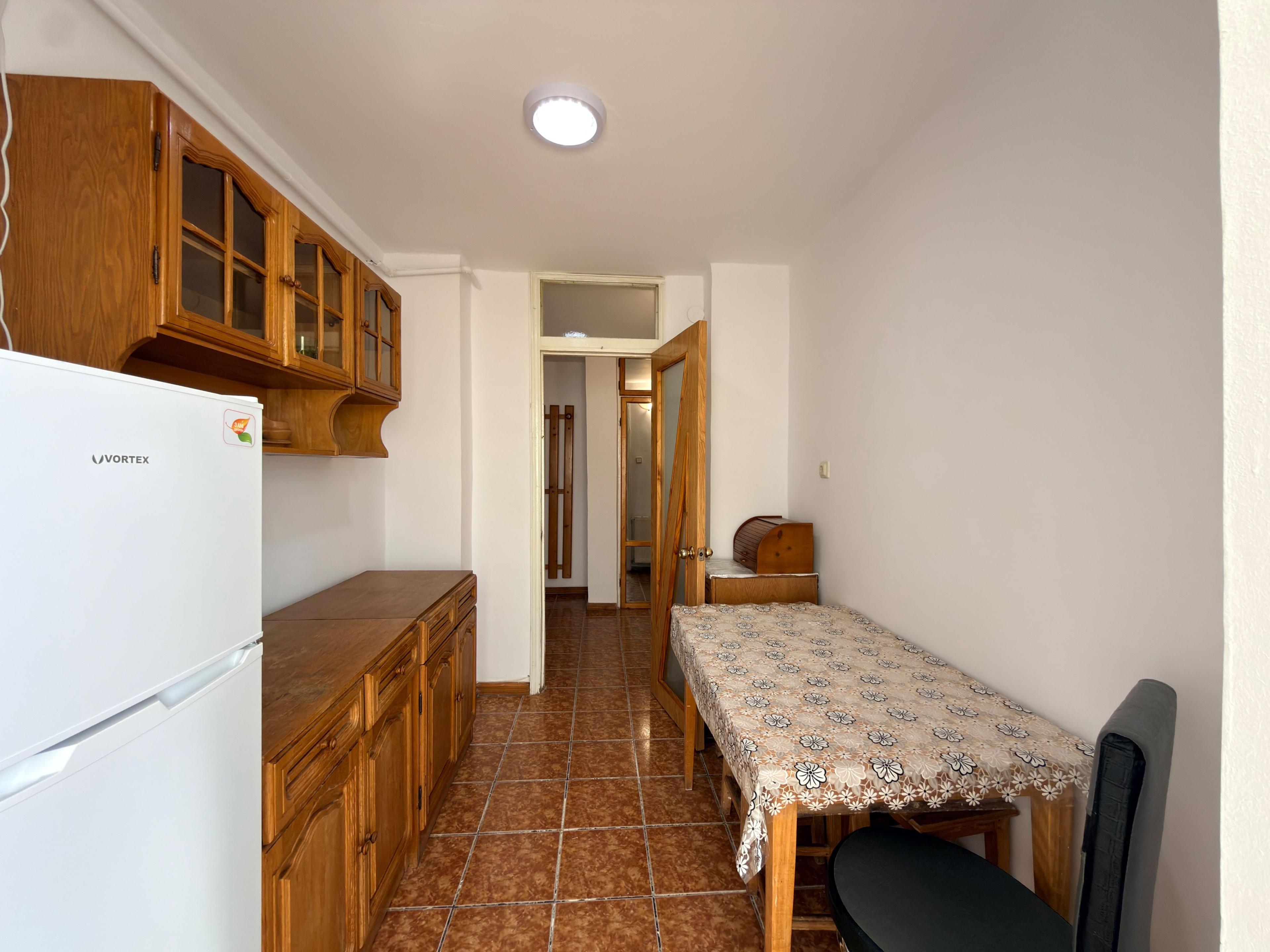 Apartament 3 camere etaj 3- Campulung-Zona Visoi! - 2