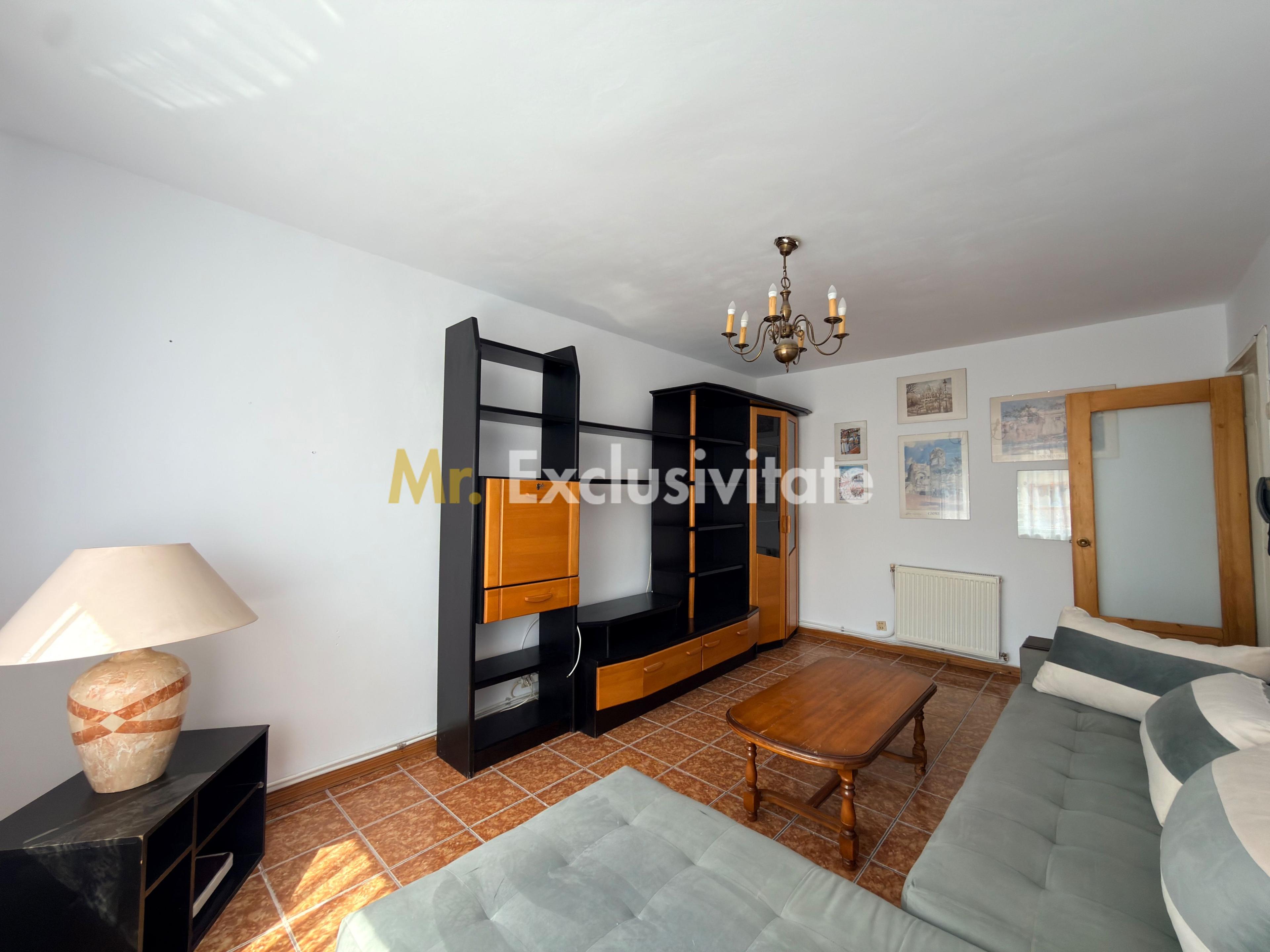 Apartament 3 camere etaj 3- Campulung-Zona Visoi! - 2