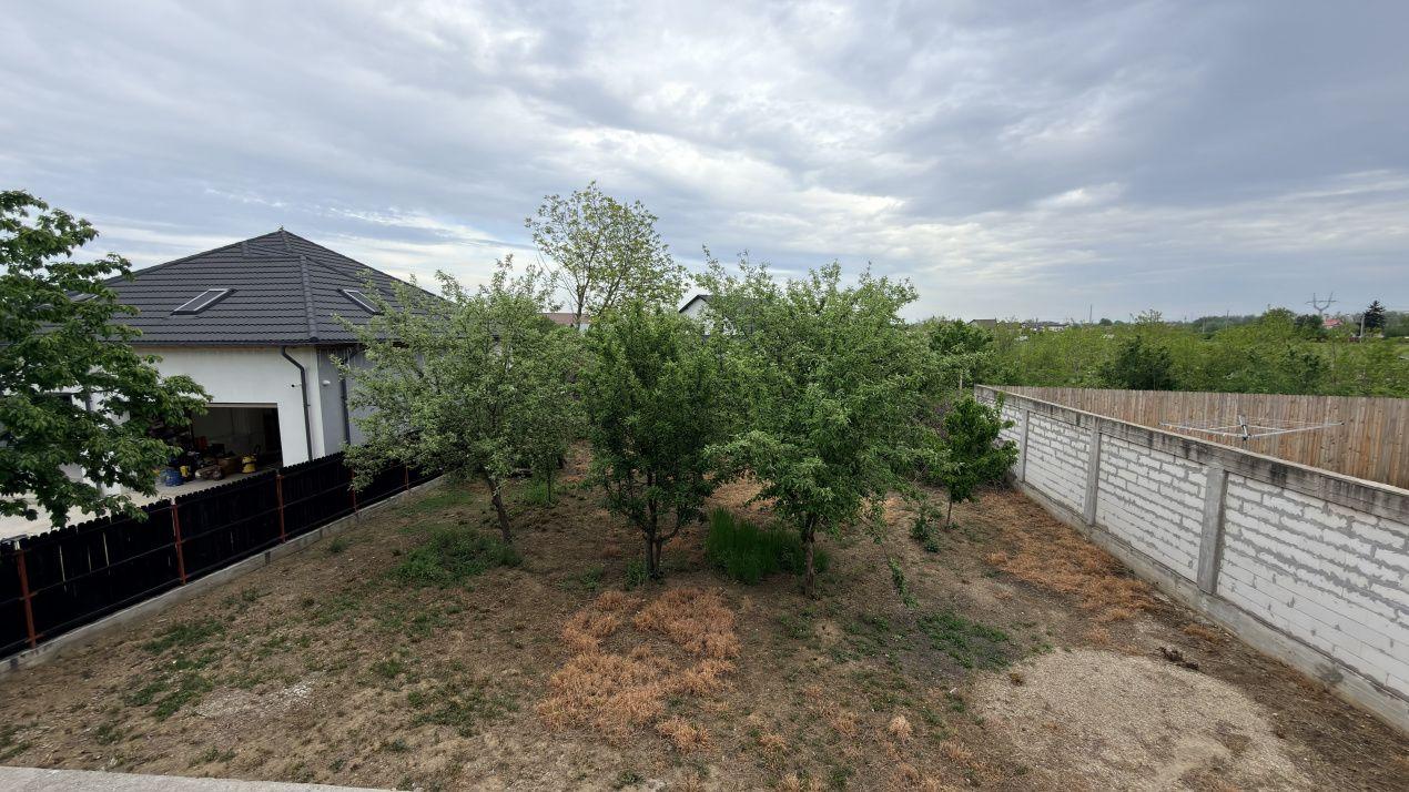 Casa sptioasa cu potential real in Maracineni la 5 pasi de Pitesti-Arges! - 16