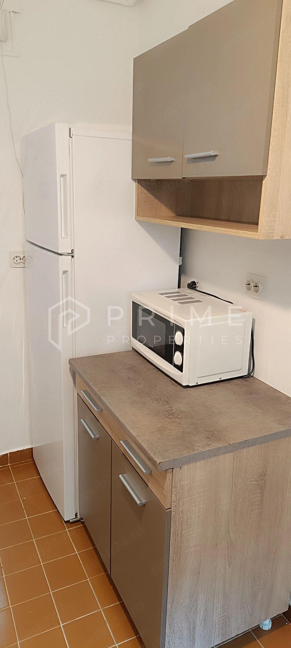 Apartament decomandat cu 3 camere de închiriat – Zona Cornișa (lângă U - 4