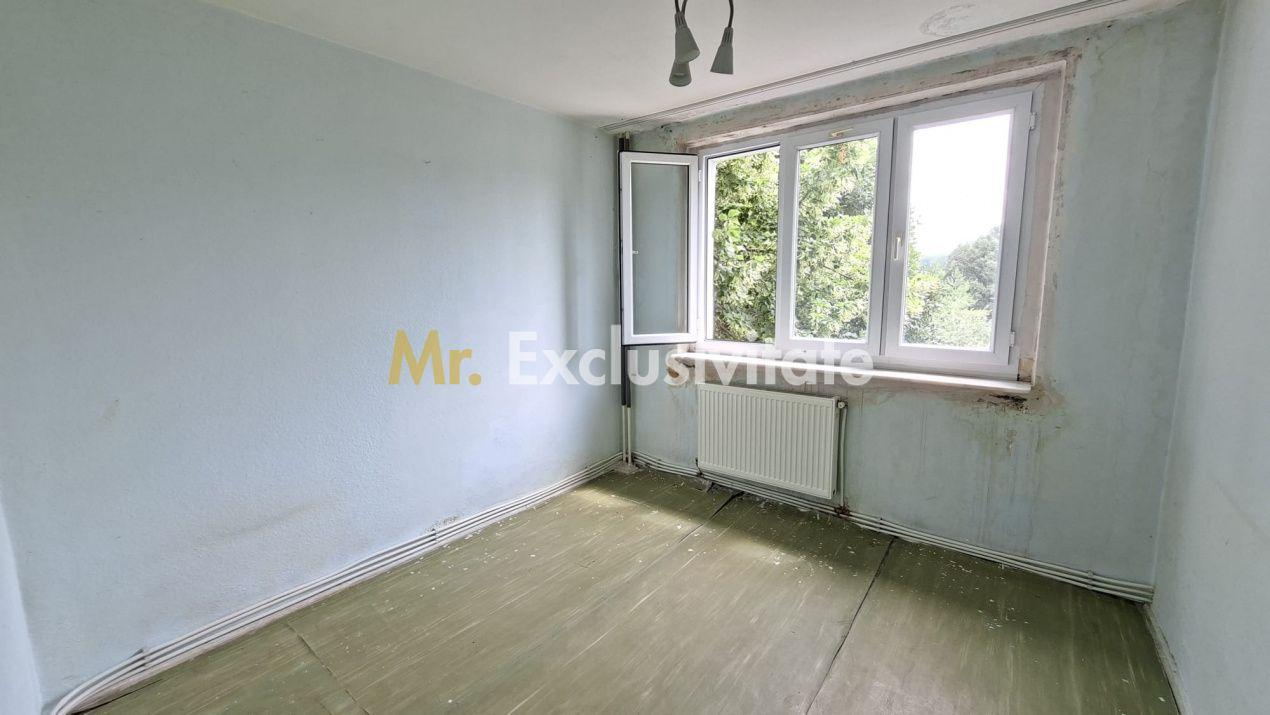 Apartament 4 camere Nord ,Etaj 3 la Poarta Scolii nr 14 - 3