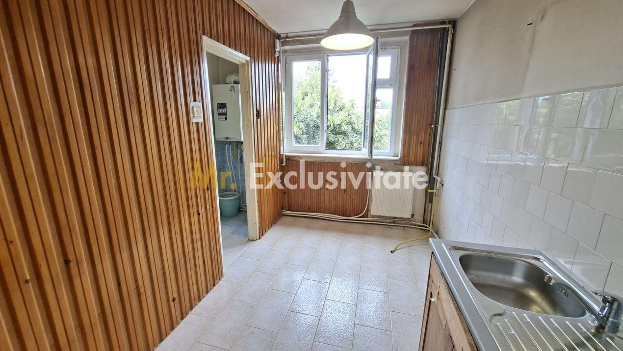Apartament 4 camere Nord ,Etaj 3 la Poarta Scolii nr 14 - 2