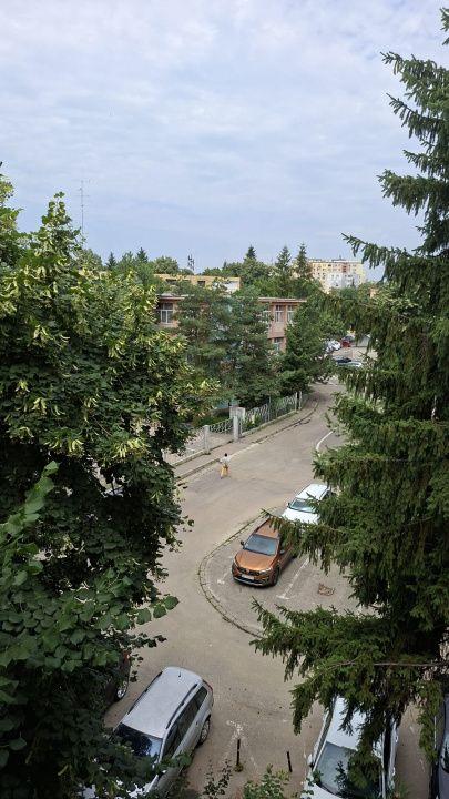 Apartament 4 camere Nord ,Etaj 3 la Poarta Scolii nr 14 - 11