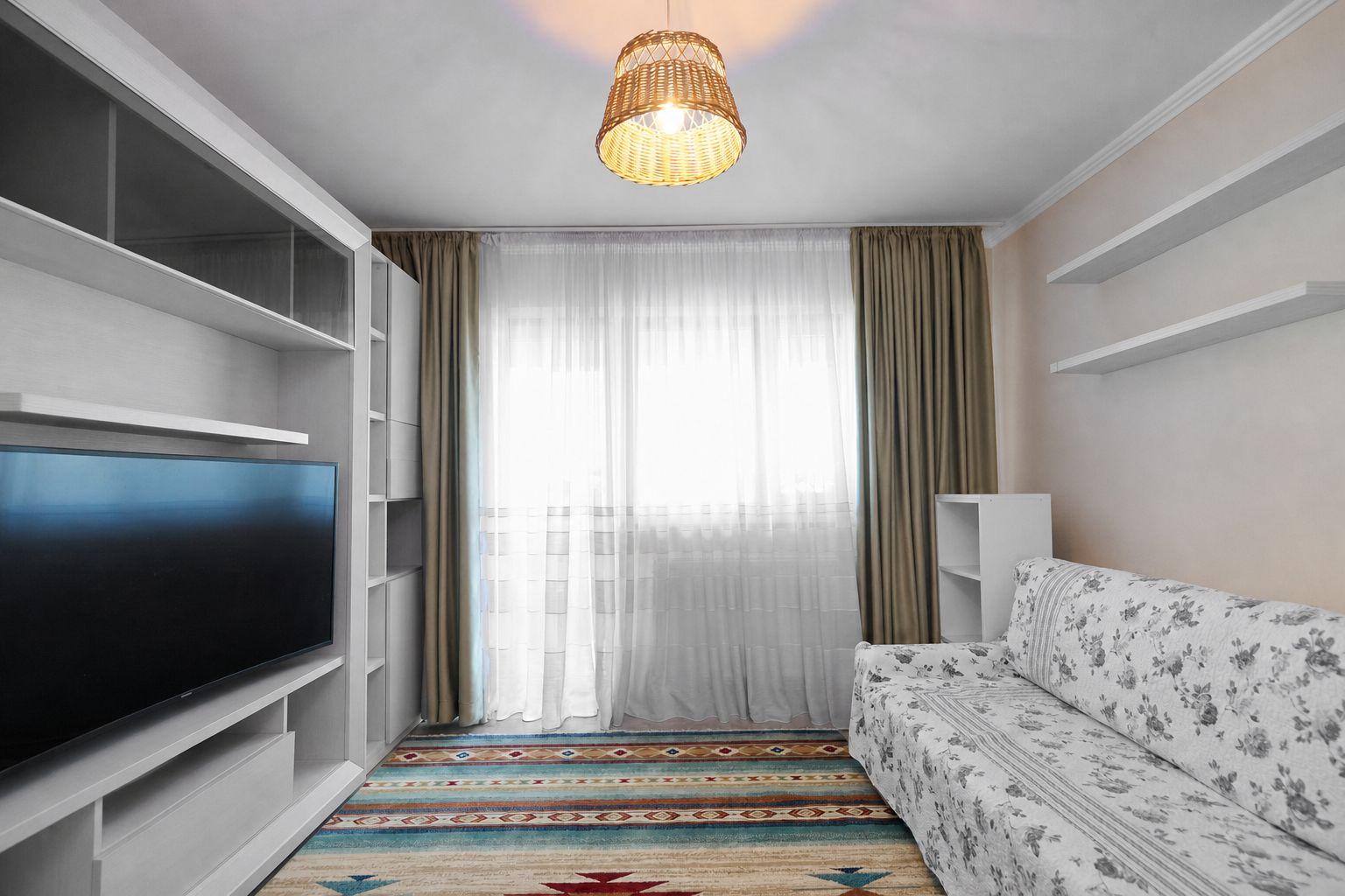Apartament cu 3 camere, 2 băi și balcon închis | Exercițiu - 5