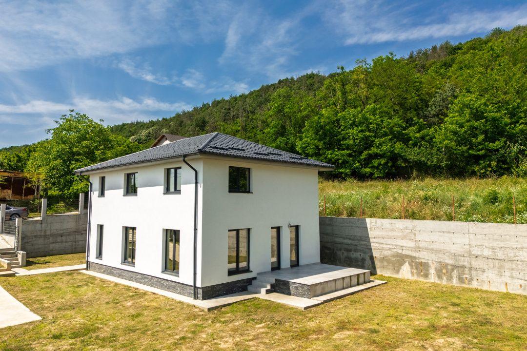 Casă individuală nouă P+1 - 140 mp - Teren 663 mp - Argeșelu - 3