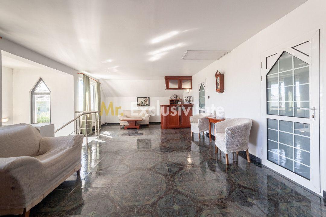 Casa visurilor cu 4000 mp livada roditoare si gradina Darmanesti-Arges - 2