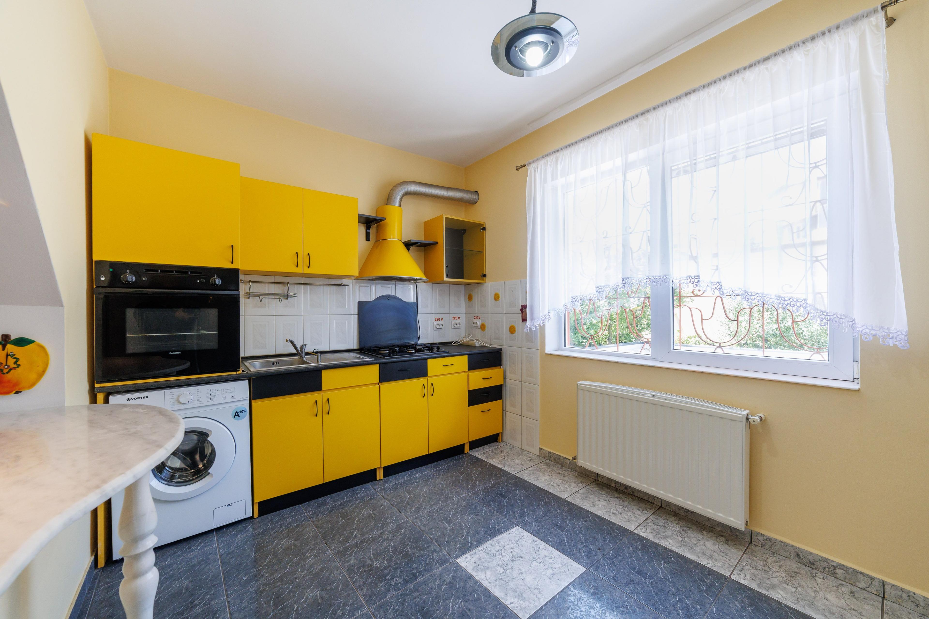 Proprietate multifunctionala | Doua cladiri | 581 mp | Pitesti - 26