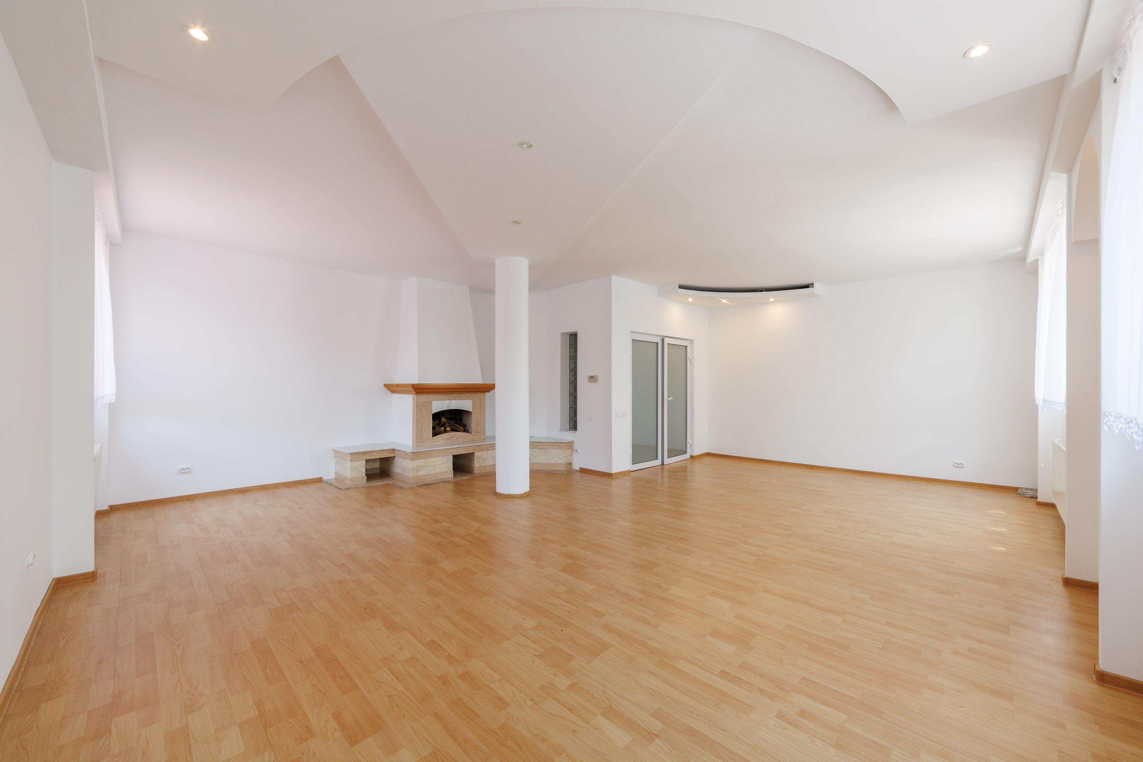 Proprietate multifunctionala | Doua cladiri | 581 mp | Pitesti - 12