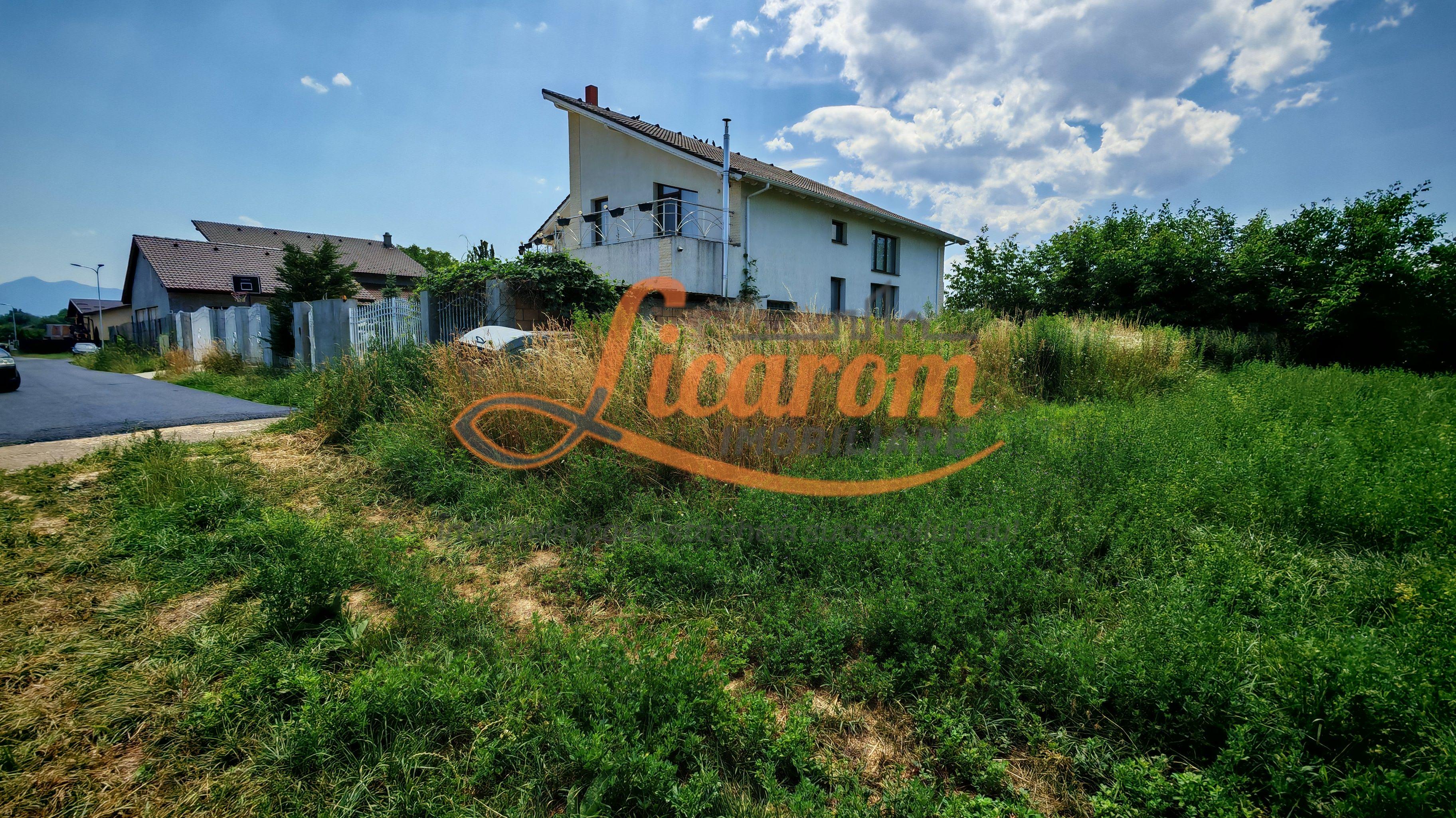 Teren intravilan Stupini ,Central, 823mp,Utilitati,83000 eur - 1