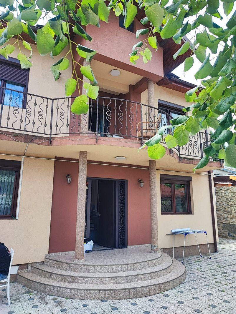 Vand Vila deosebita P+1 Barbu Bradescu nr 35 sector 2 - 1
