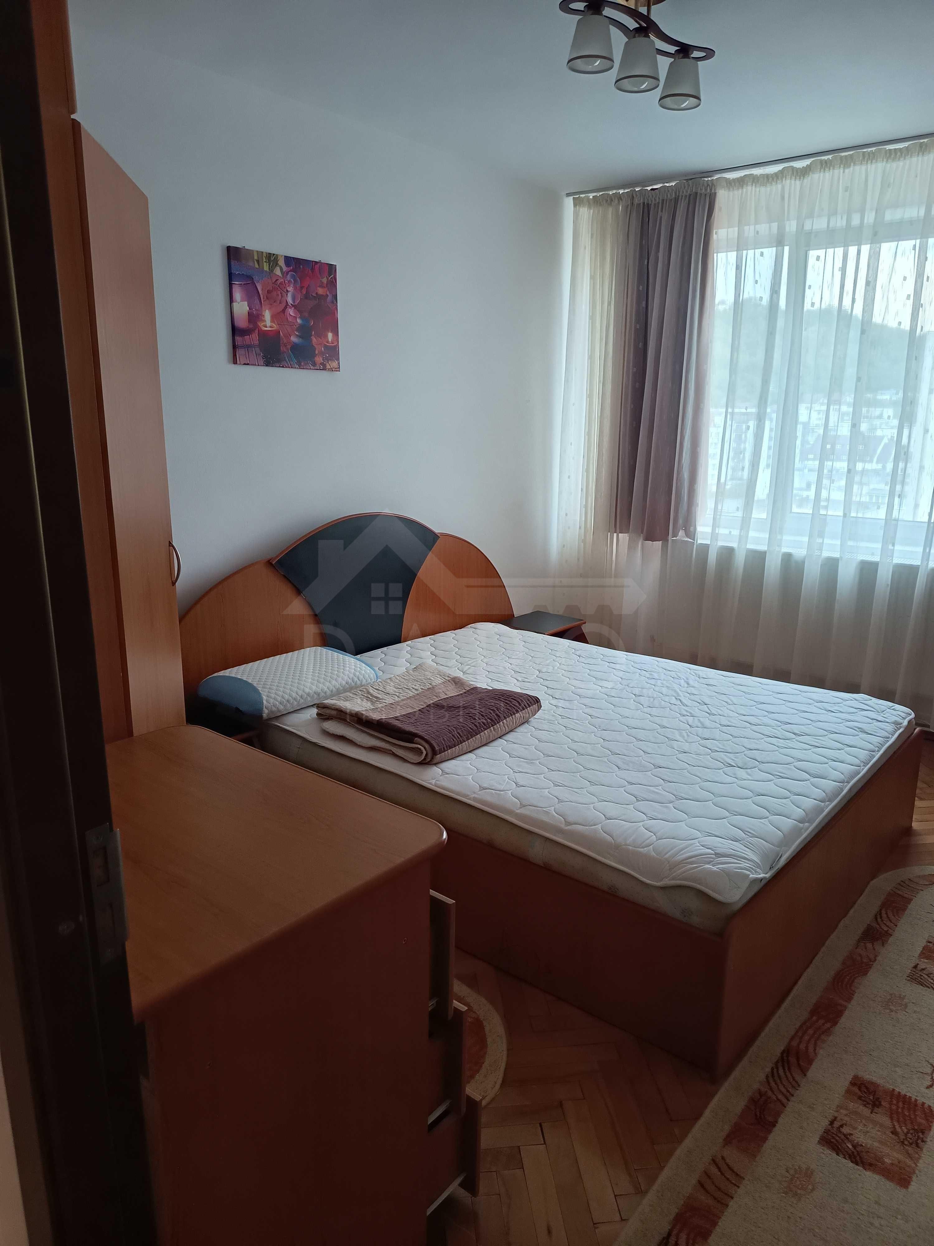 Inchiriez apartament 2 DORMITOARE SI UN LIVING in Tudor - 3