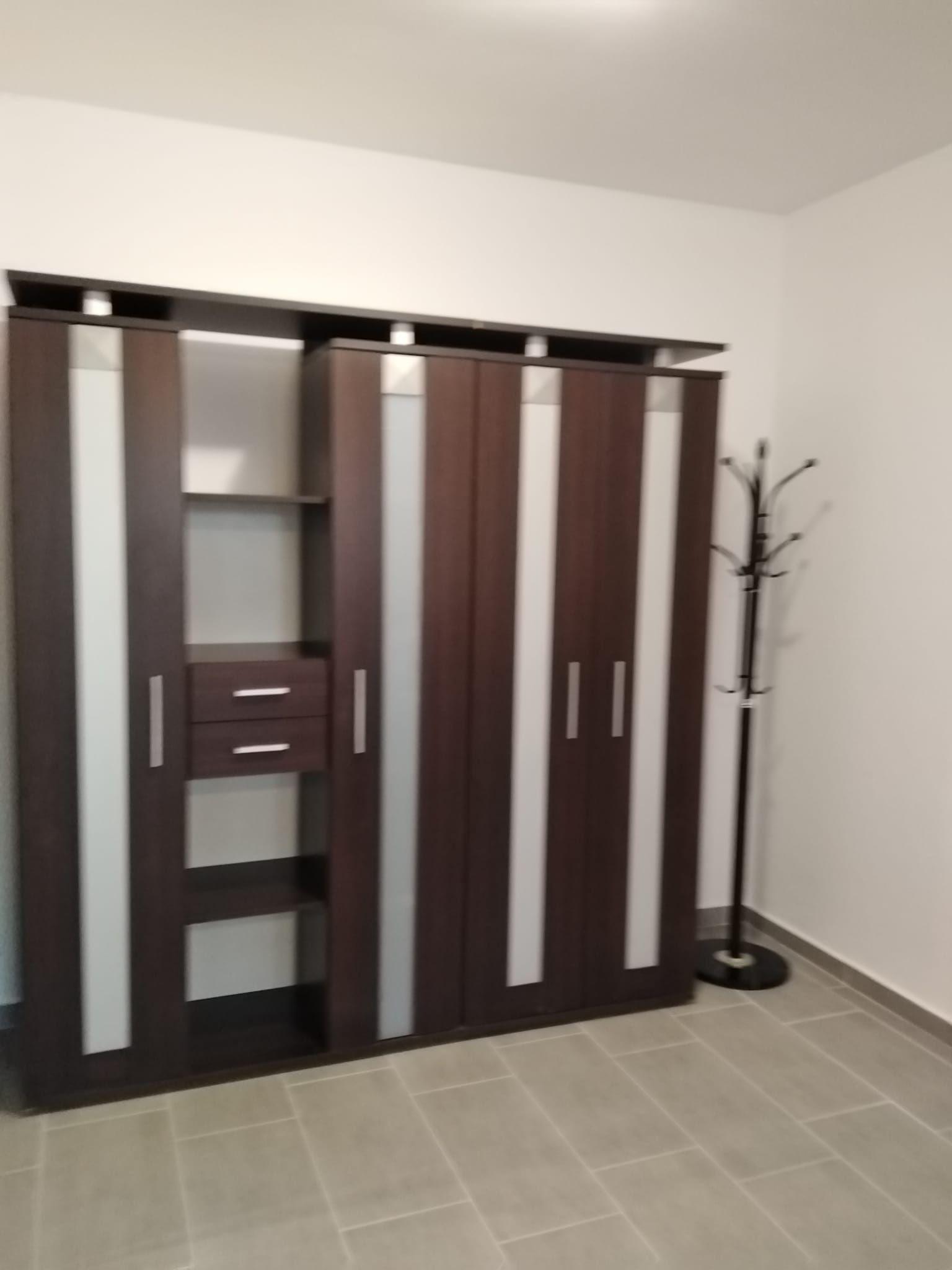 Apartament , parter, zona Scoala Generala nr .5 - 5