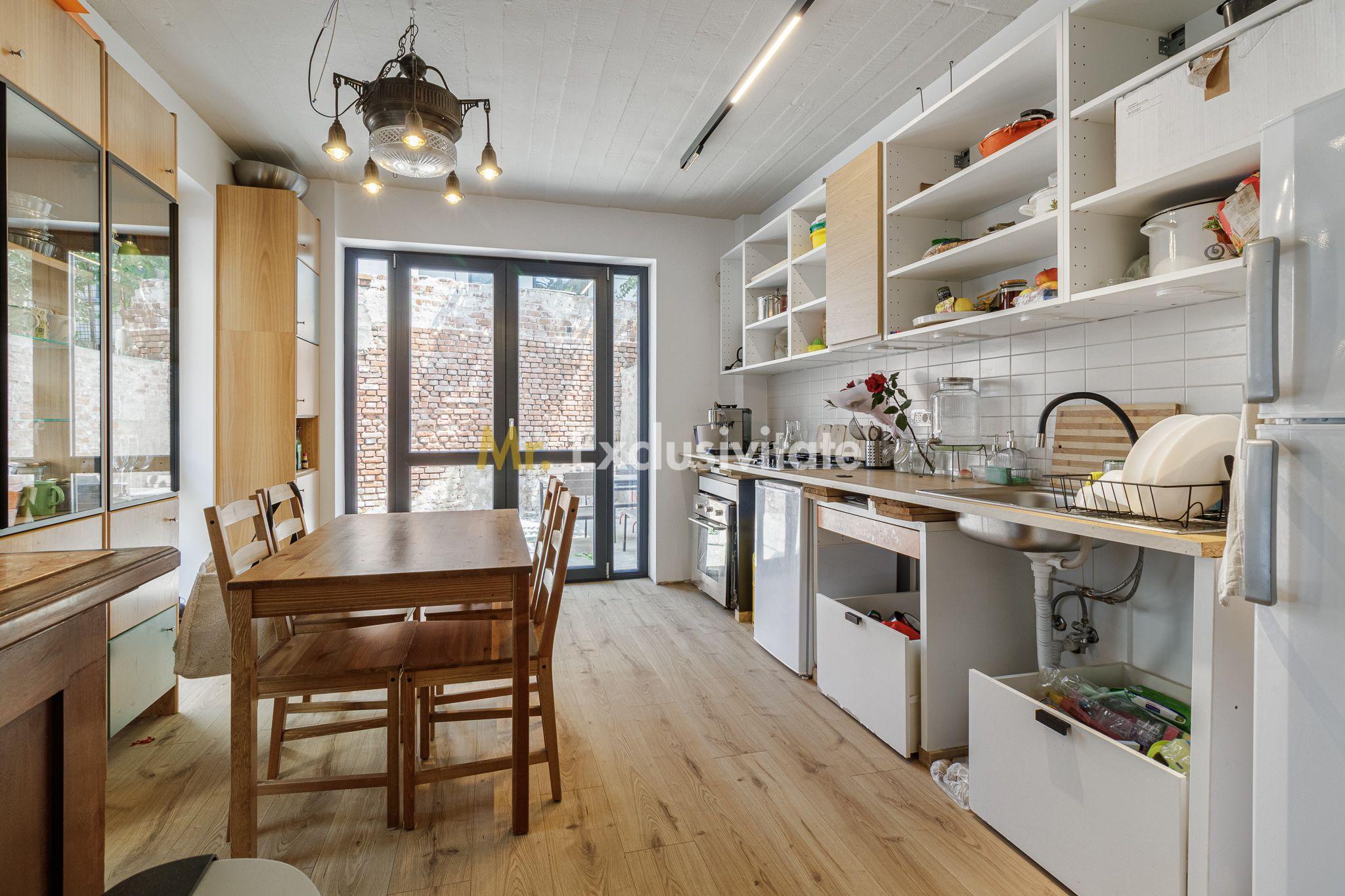 Casa noua aproape de Bd Unirii - 22