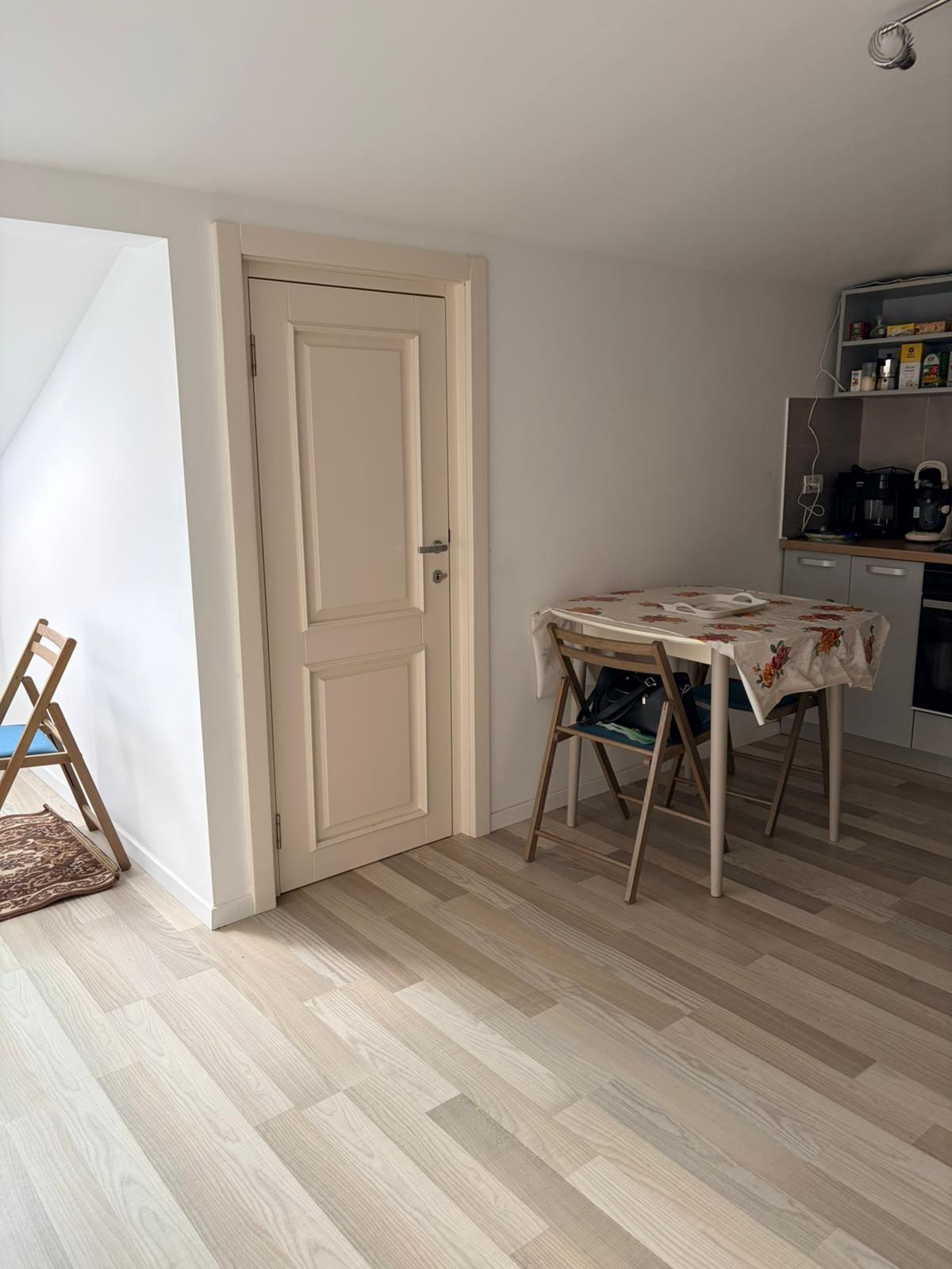 Apartament 70.55 mp, complet mobilat, ultimul nivel + balcon 7.87mp - 14