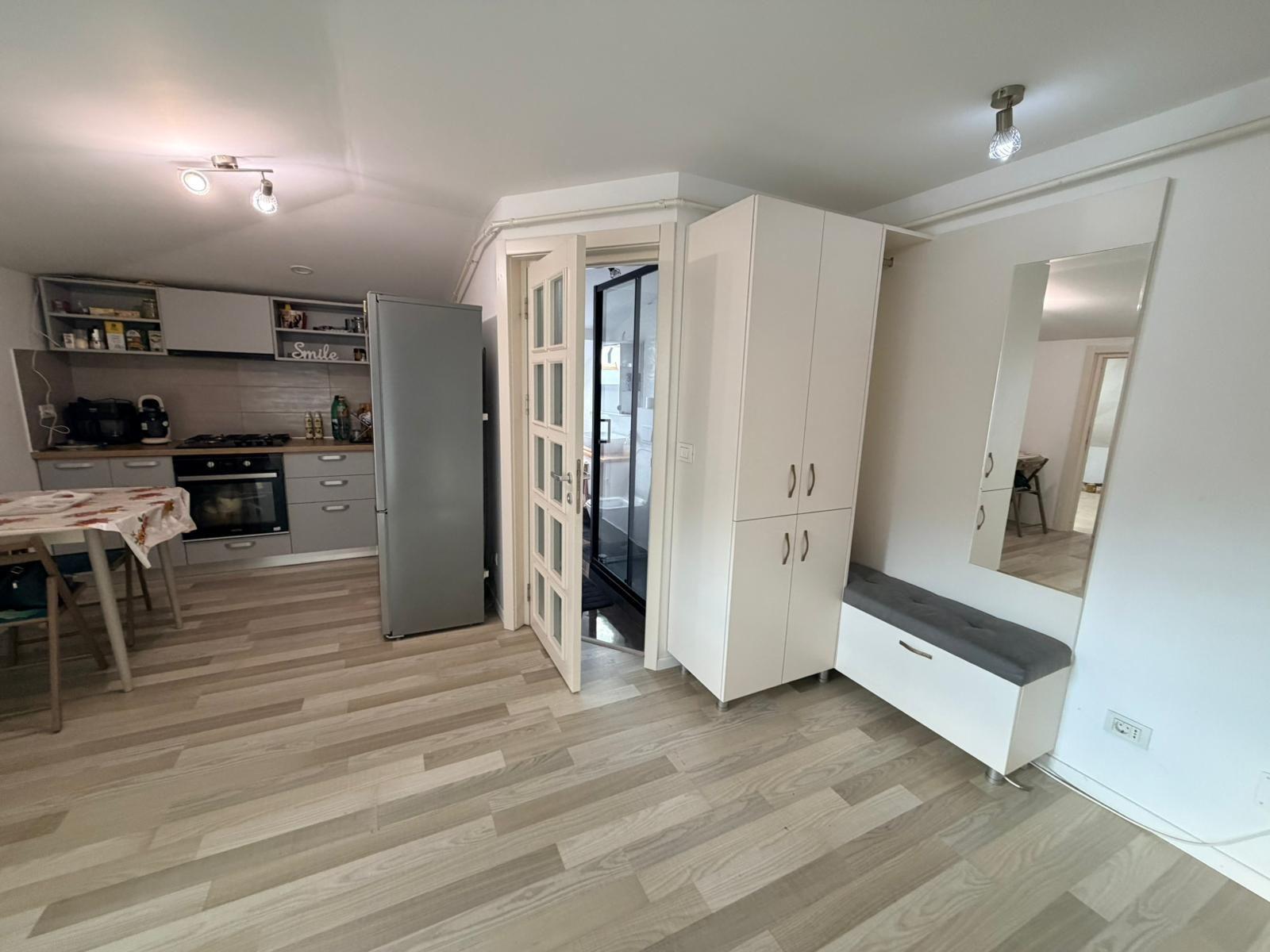 Apartament 70.55 mp, complet mobilat, ultimul nivel + balcon 7.87mp - 43