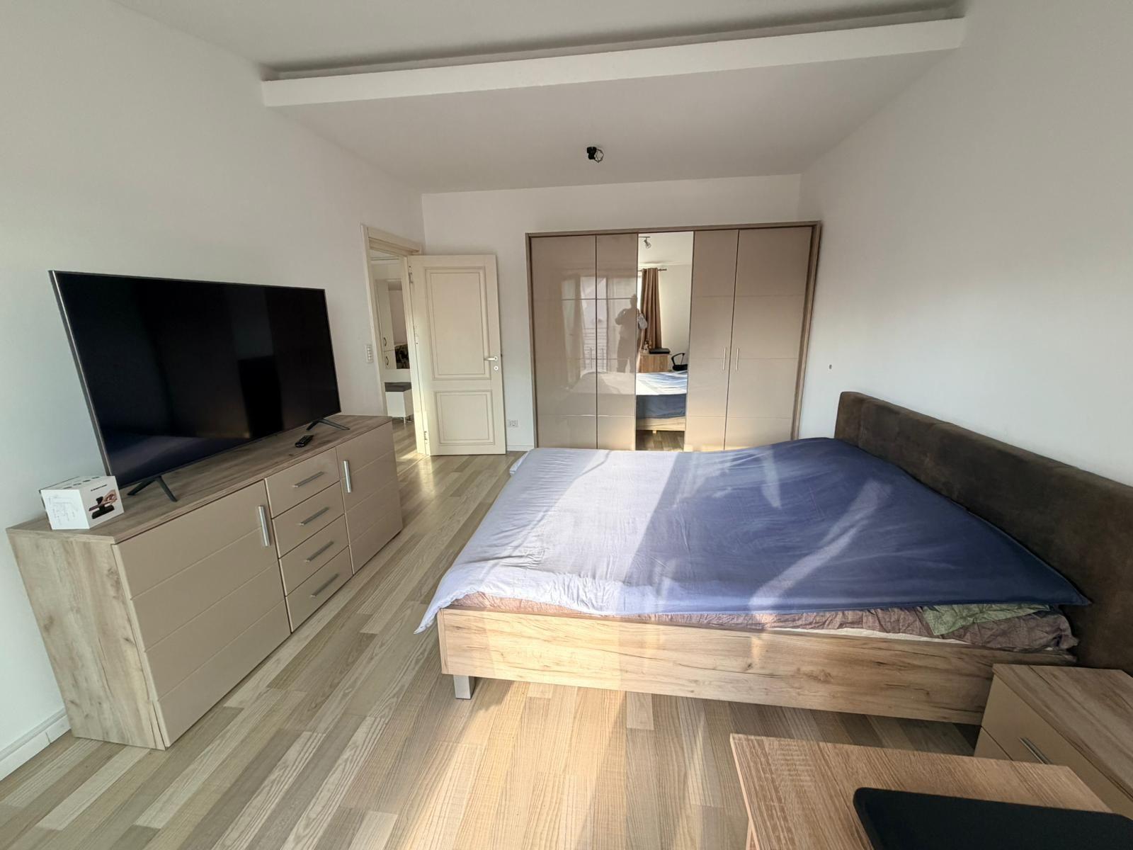 Apartament 70.55 mp, complet mobilat, ultimul nivel + balcon 7.87mp - 35