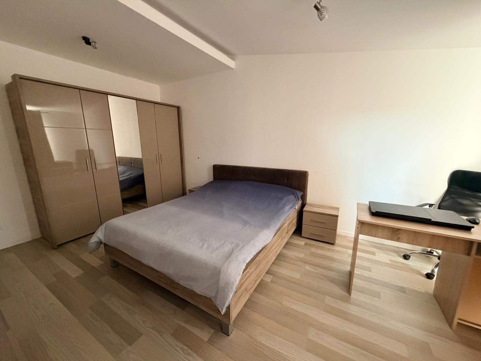 Apartament 70.55 mp, complet mobilat, ultimul nivel + balcon 7.87mp - 15