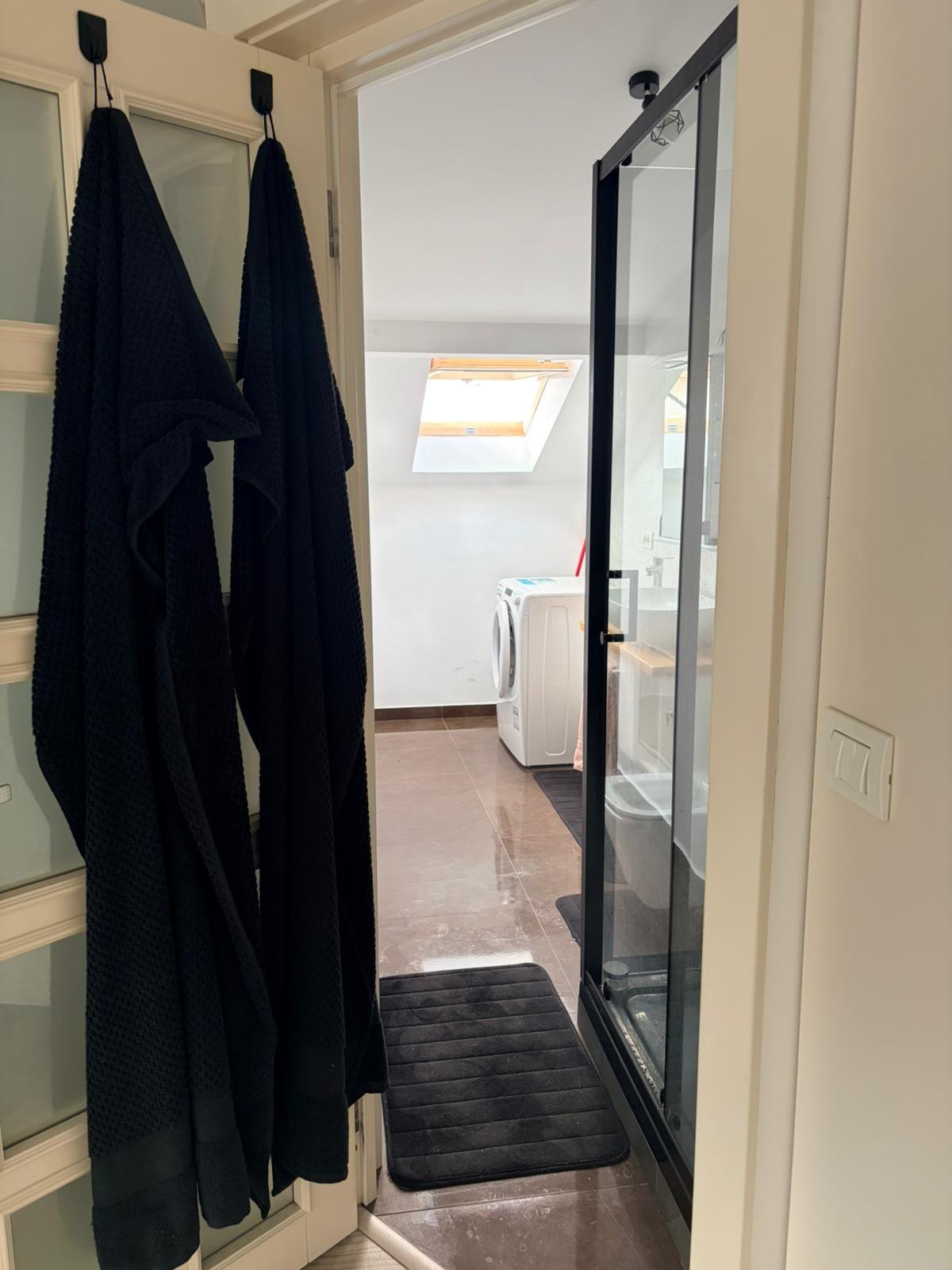 Apartament 70.55 mp, complet mobilat, ultimul nivel + balcon 7.87mp - 62