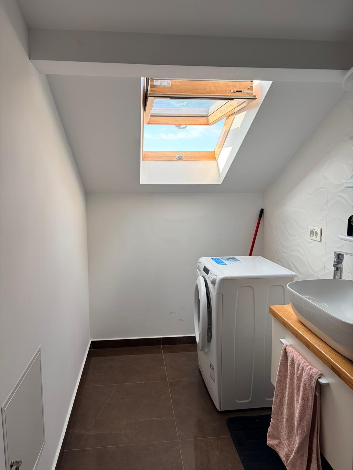 Apartament 70.55 mp, complet mobilat, ultimul nivel + balcon 7.87mp - 69