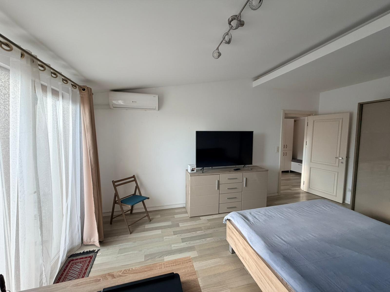 Apartament 70.55 mp, complet mobilat, ultimul nivel + balcon 7.87mp - 19