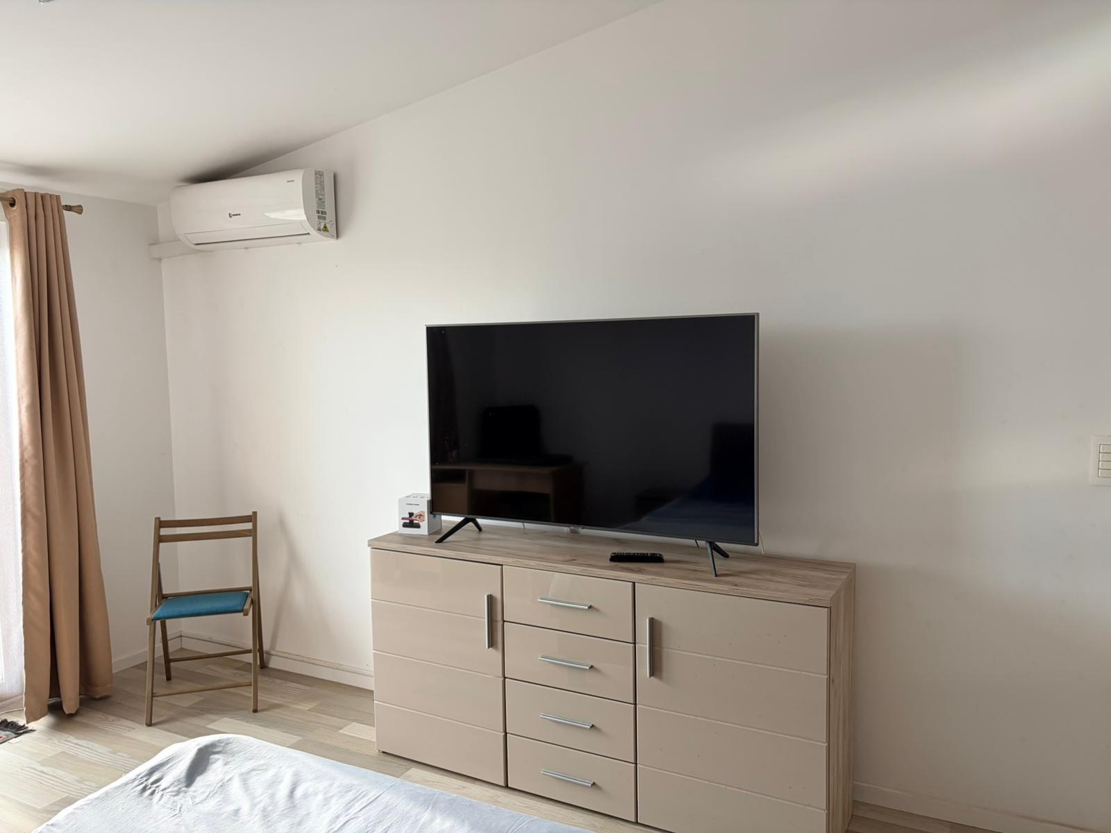 Apartament 70.55 mp, complet mobilat, ultimul nivel + balcon 7.87mp - 30
