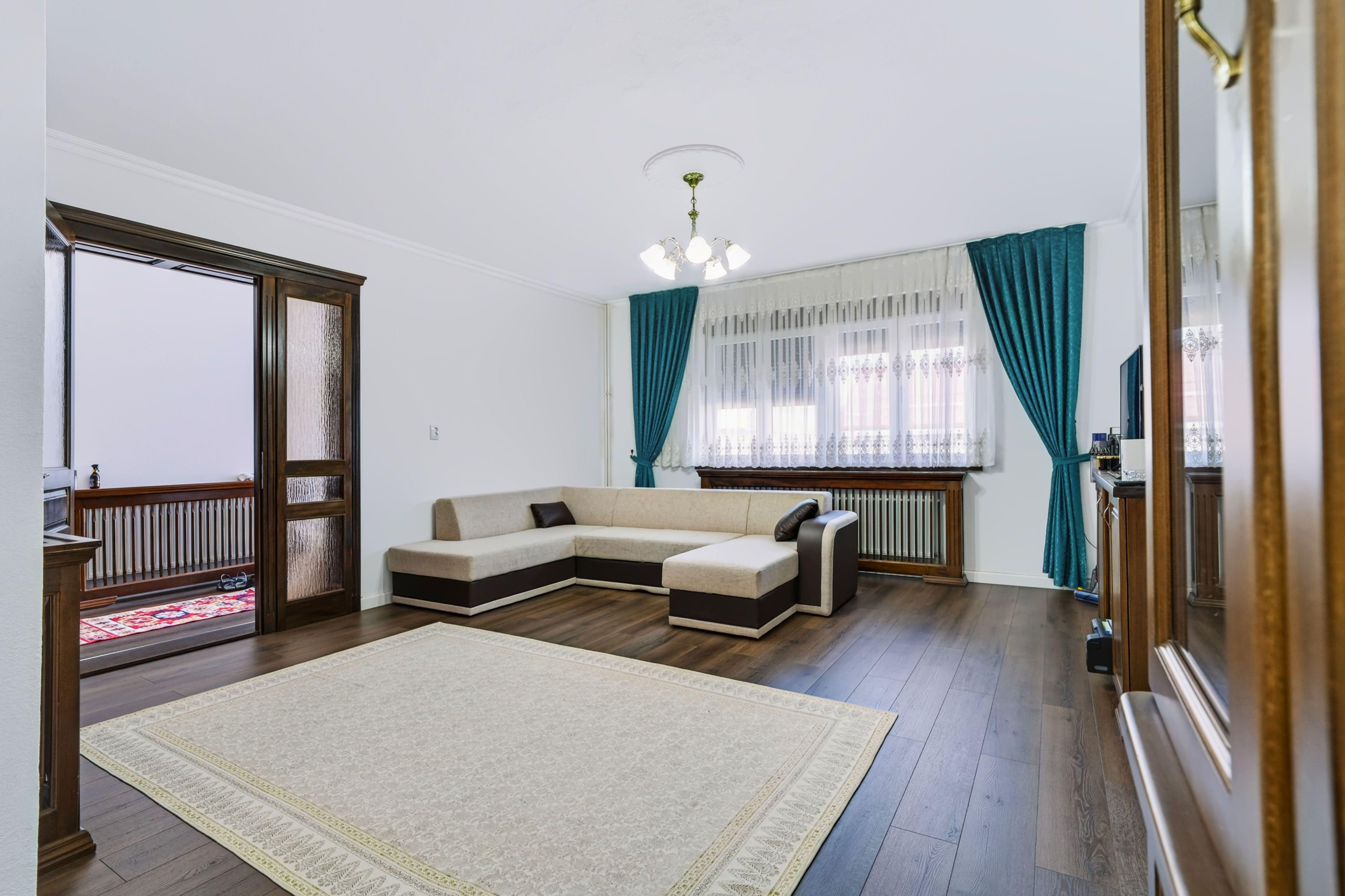 Proprietate Premium cu Teren Generos în Ioșia - 4