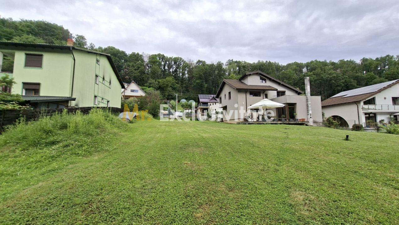 Teren intravilan 1203 mp Bascov-Florea zona Superba - 2