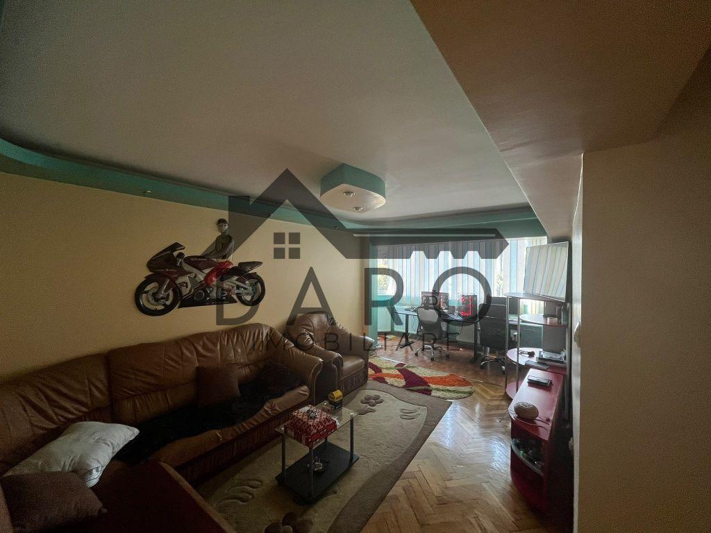 Inchiriem apartament cu 2 camere - 1