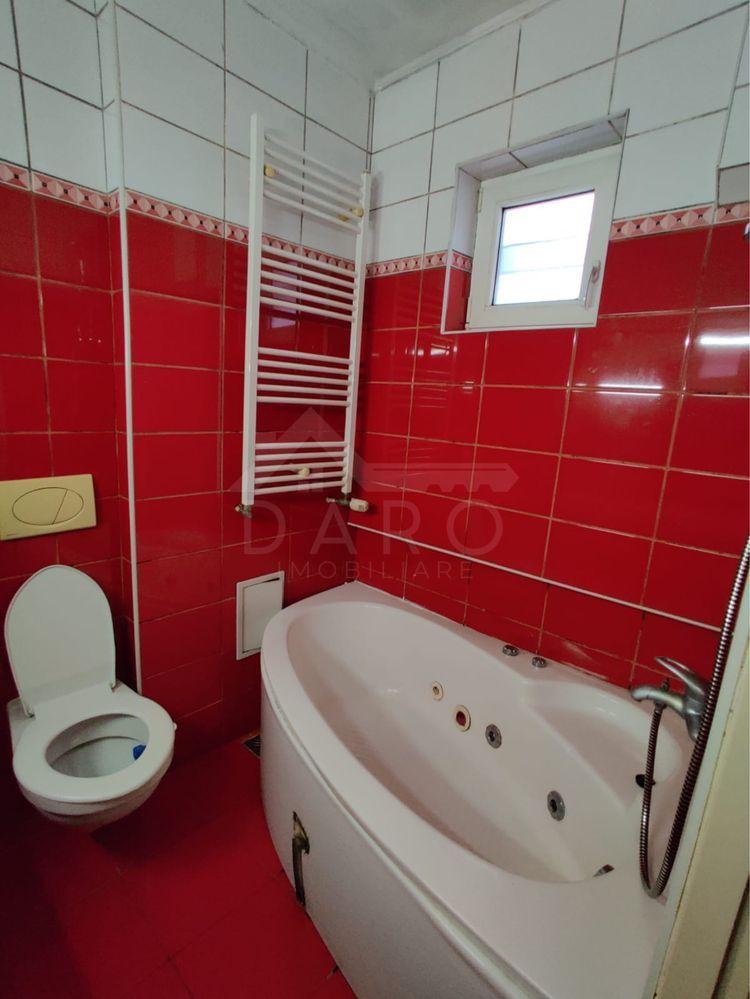 Inchiriez apartament cu 3 camere - 7
