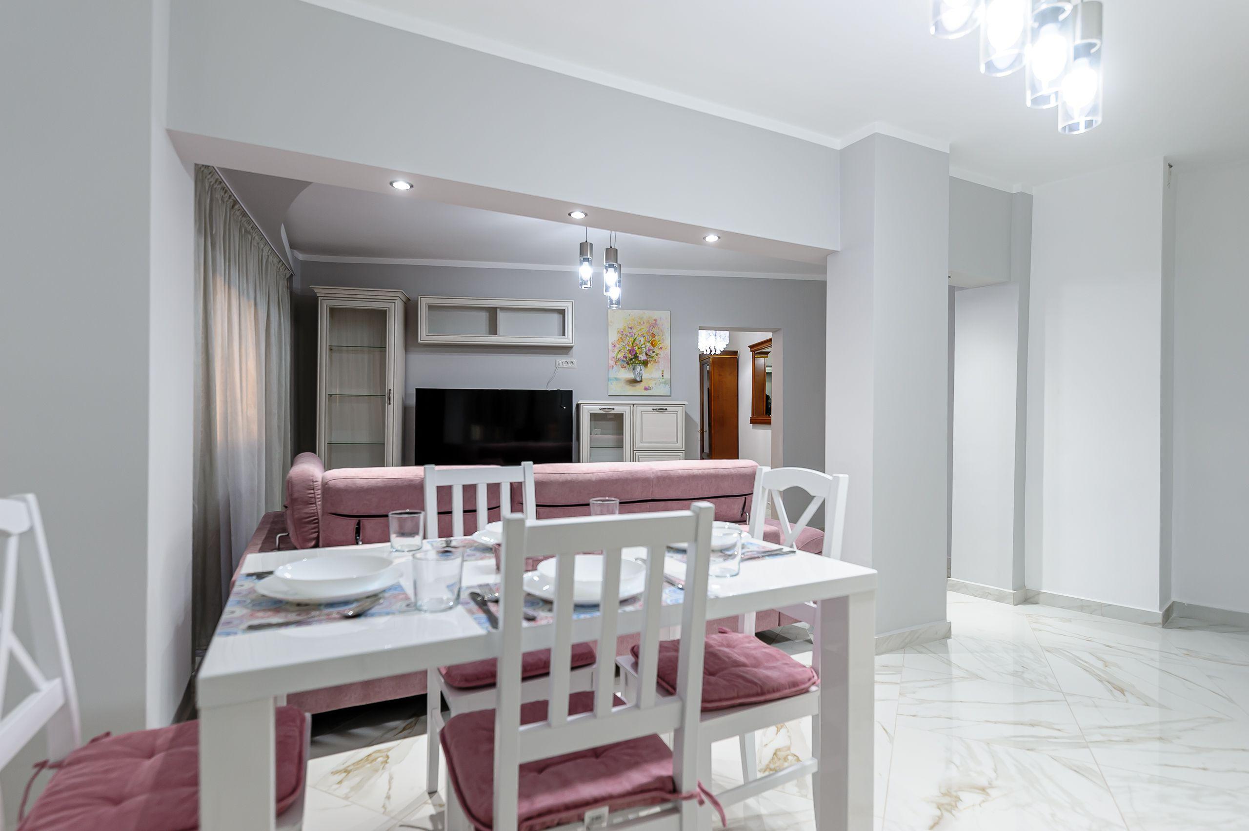 Apartament modern -3 camere, zona Intim - 4