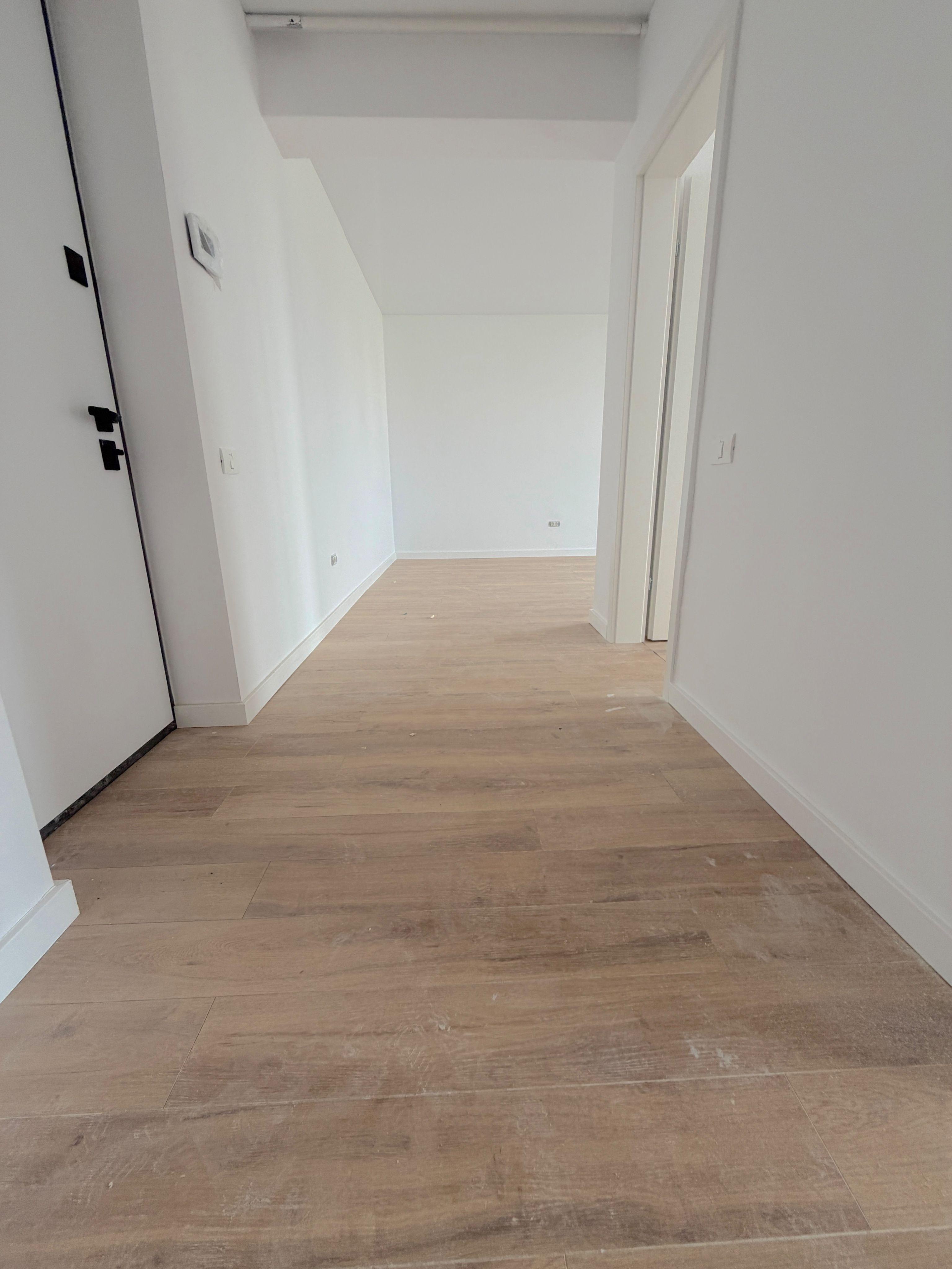 Ap. 2 camere decomandat - finisaje premium / panouri solare - 1