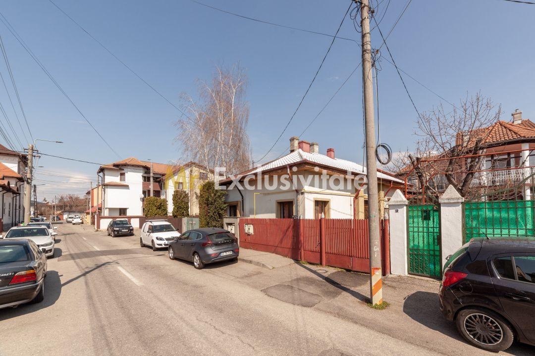 Casa cu potential/ zona Sf Vineri/ 126 mp teren/ Regim urbanistic avantajos - 1