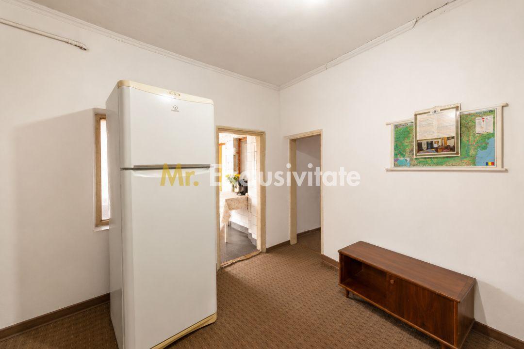 Casa cu potential/ zona Sf Vineri/ 126 mp teren/ Regim urbanistic avantajos - 10