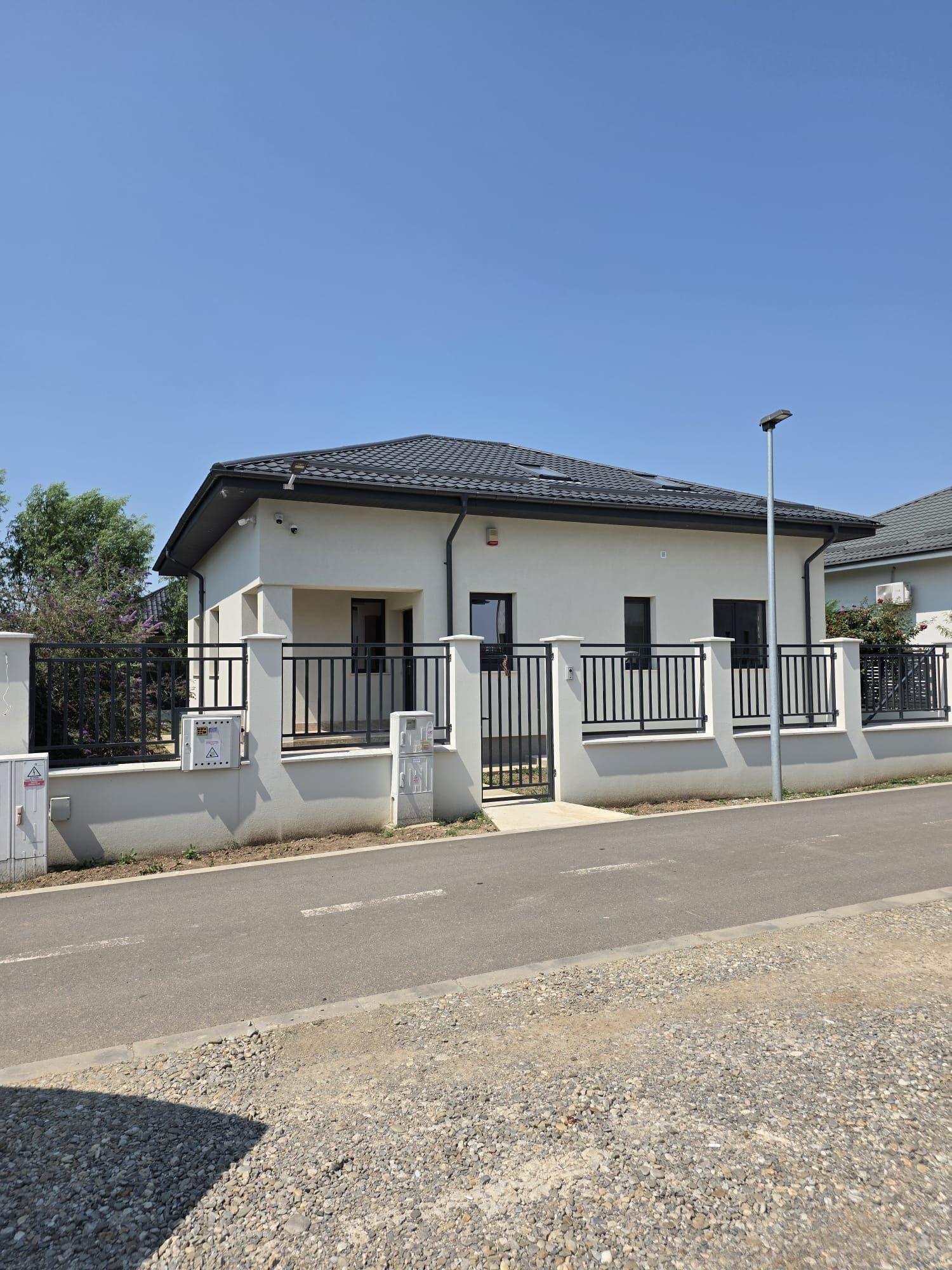 Vilă Premium 5 camere, P+M în Buftea – Finisaje de Lux - 1