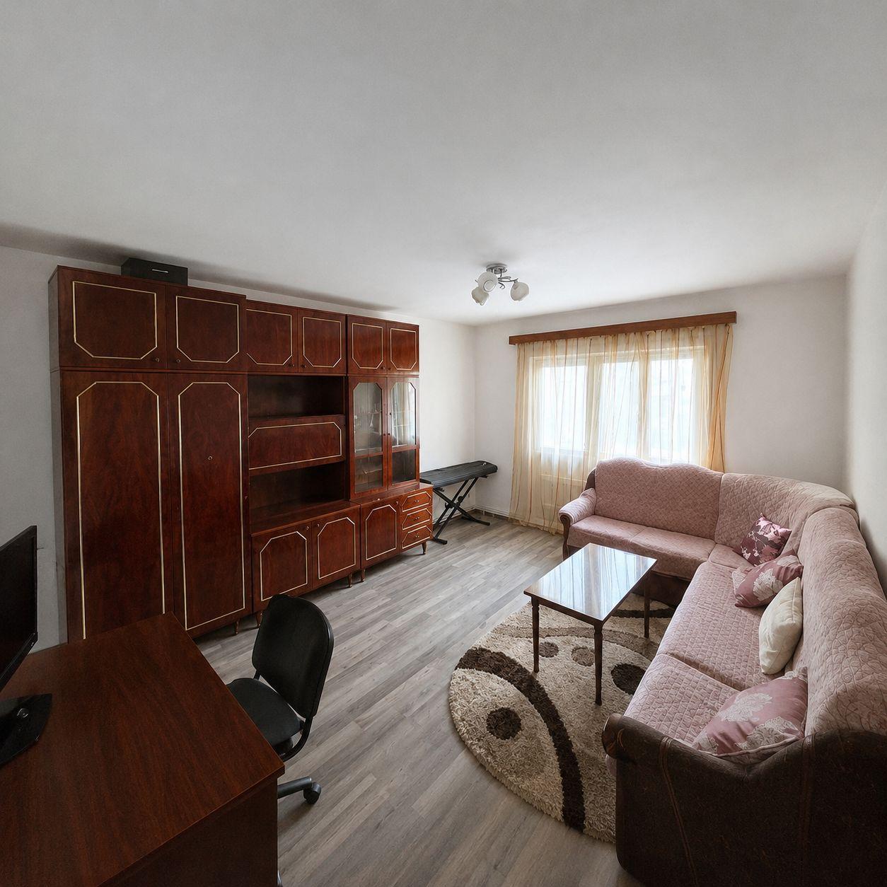 Apartament decomandat cu 3 camere și 2 băi, zona Complex Studențesc - 1