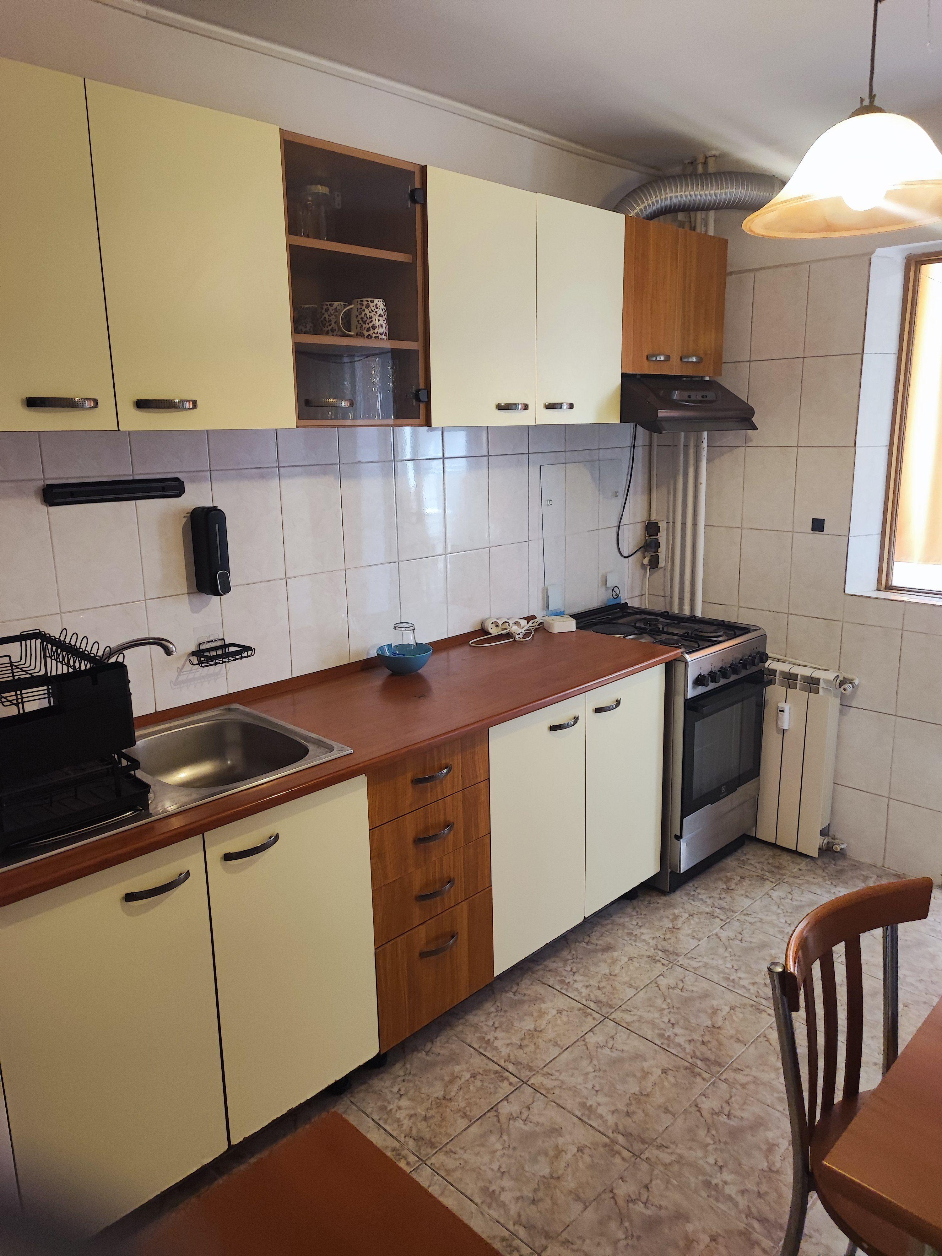 Inchiriez apartament 3 camere Elev Stefanescu - Iancului - 11