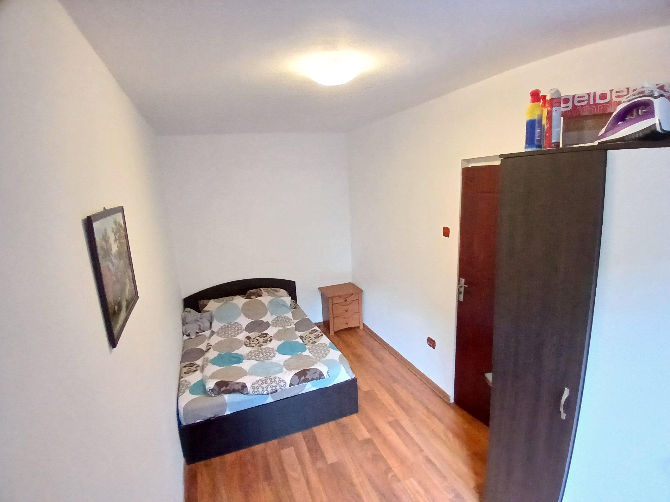 Apartament 2 camere Tecuci etaj 1 – zonă centrală - 4