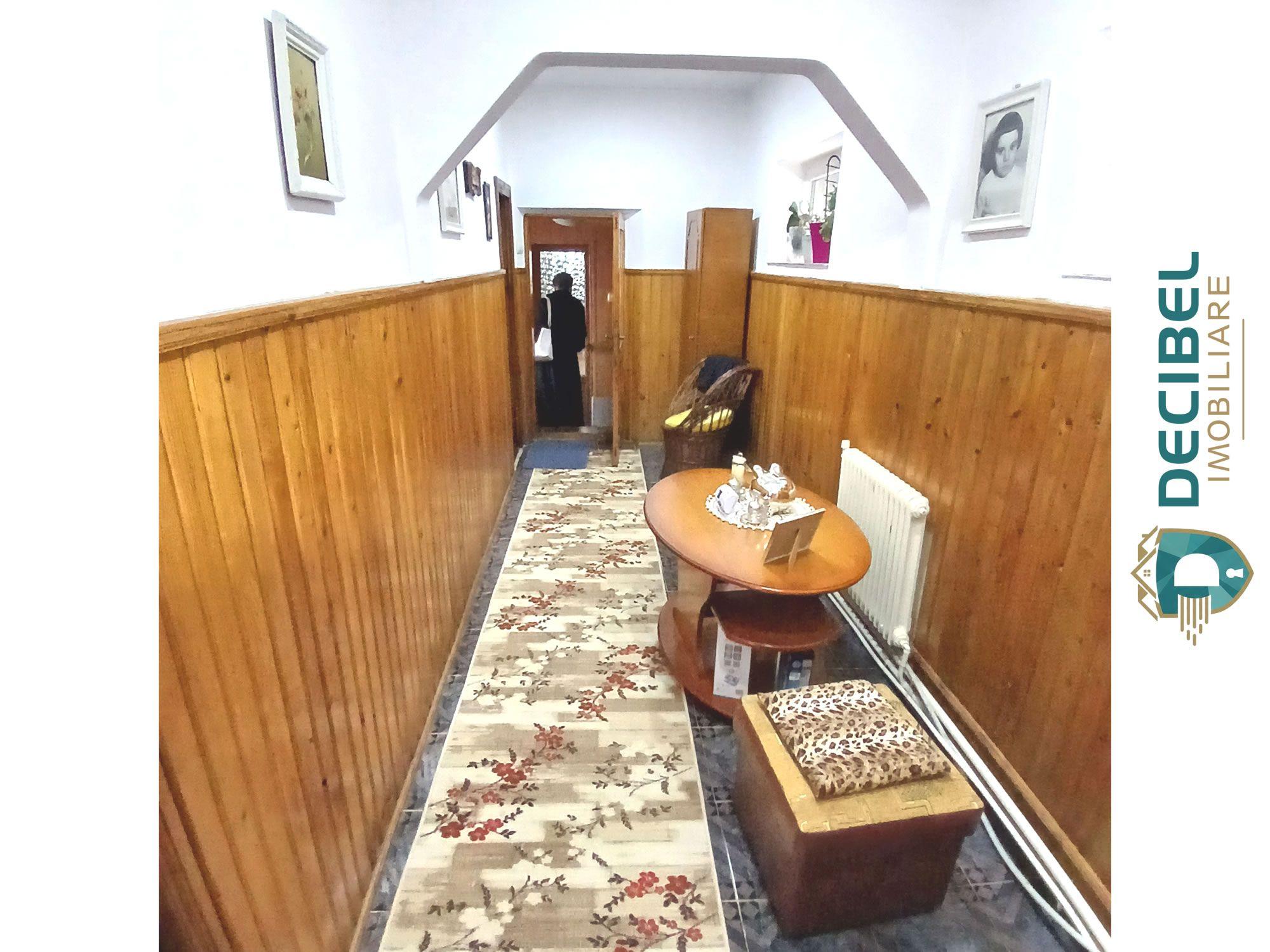 Casă cu mansardă și 4 camere în Cartierul CFR – Tecuci - 13